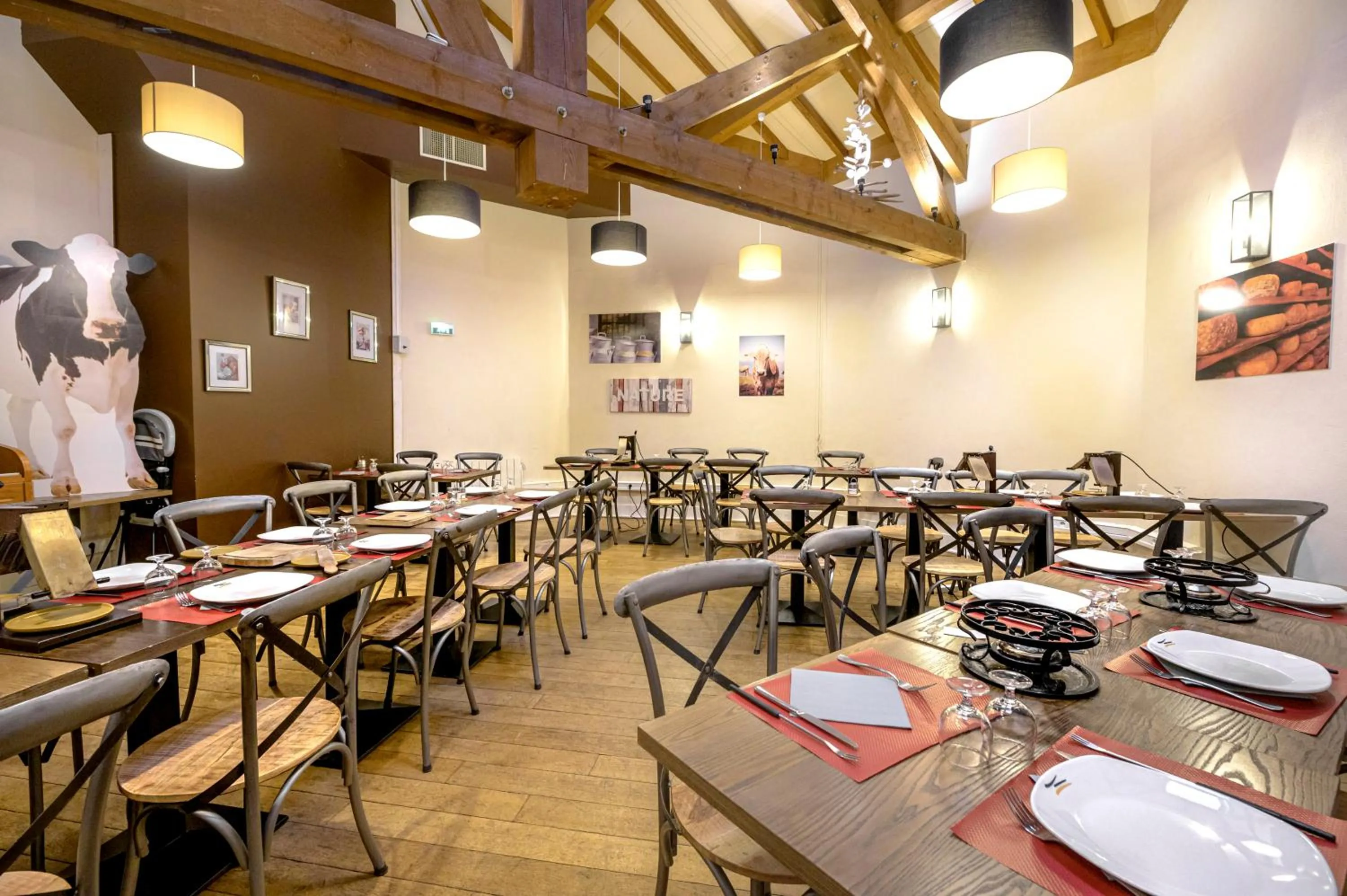 Restaurant/places to eat in Village Club Les Tavaillons