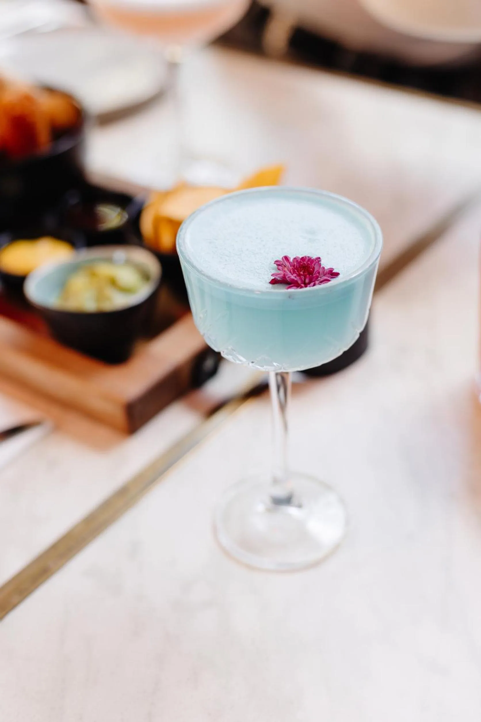 Food and drinks in Ambassador City Centre Hotel