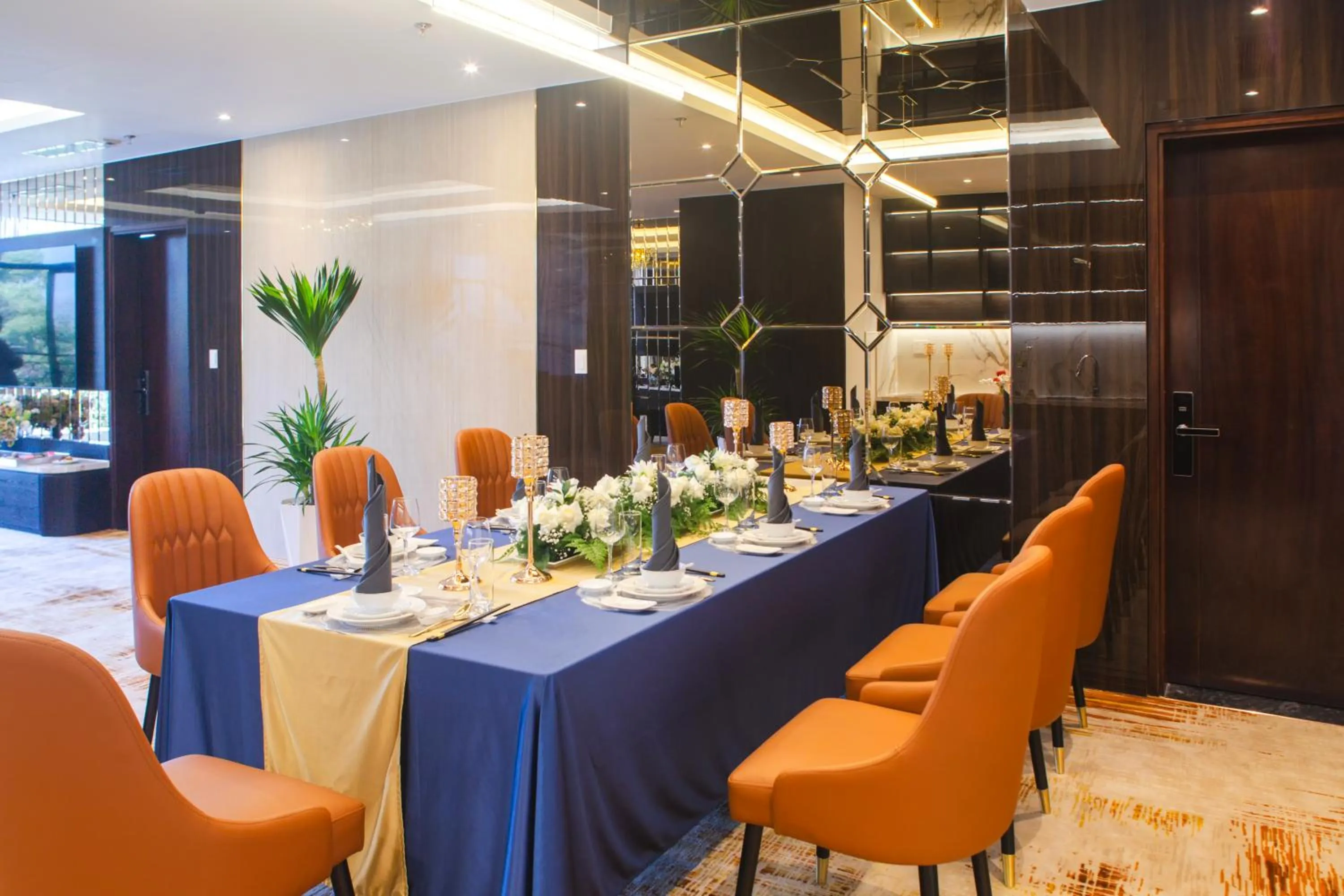 Living room in SANDALS AQUILA HOTEL