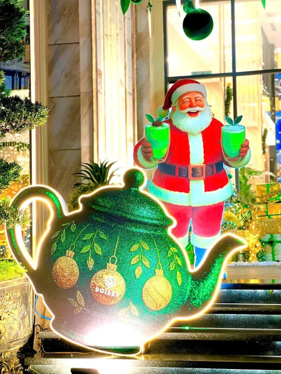 Decorative detail in SANDALS AQUILA HOTEL