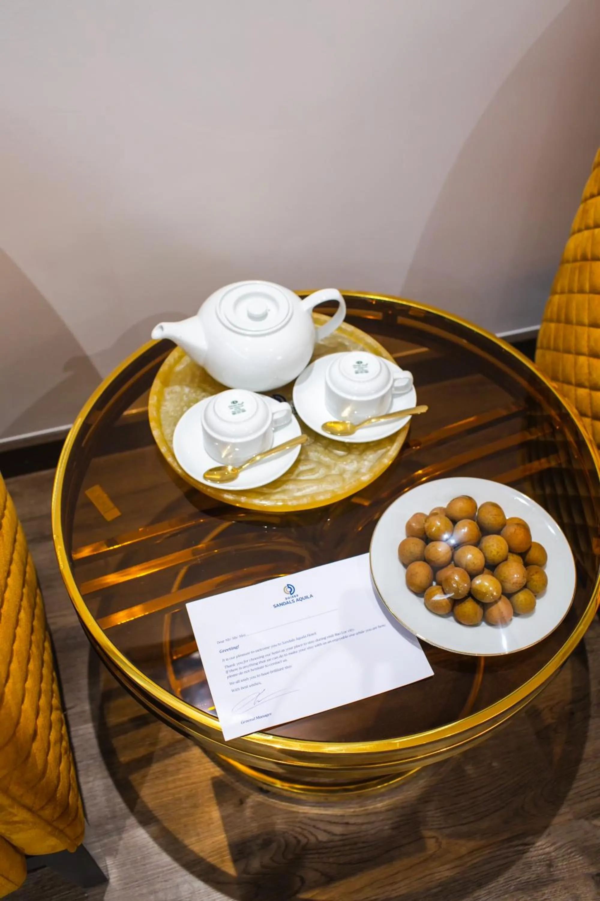 Food in SANDALS AQUILA HOTEL