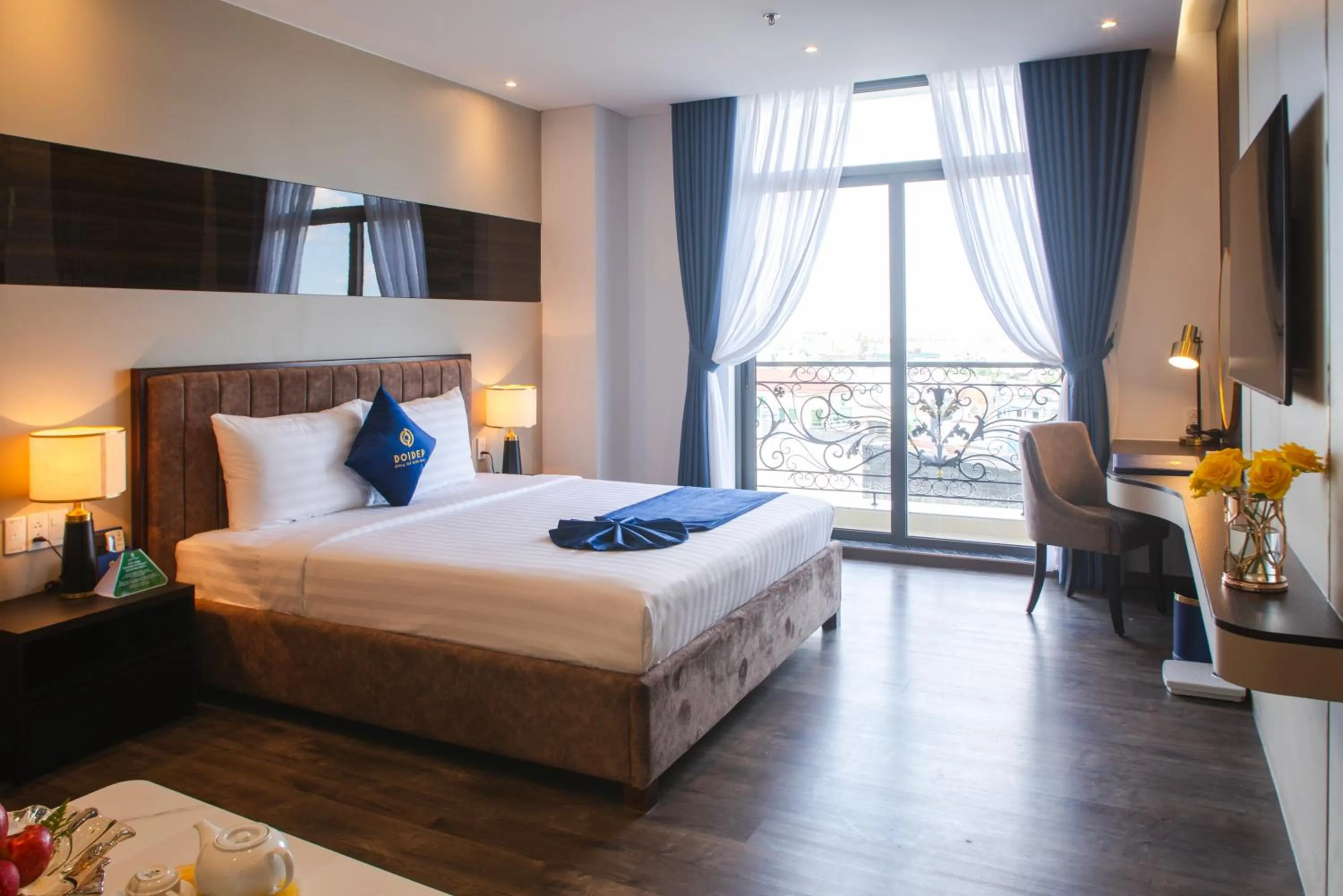 Bed in SANDALS AQUILA HOTEL