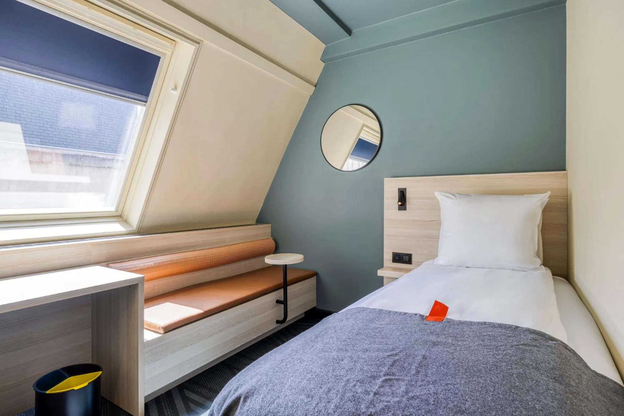 Bed in Citybox Brussels Centre Louise