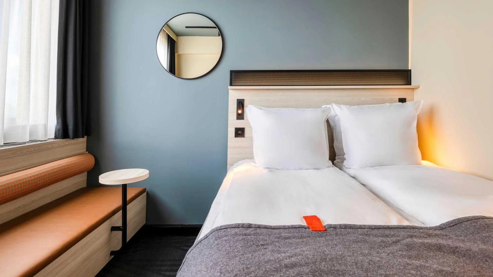 Bed in Citybox Brussels Centre Louise