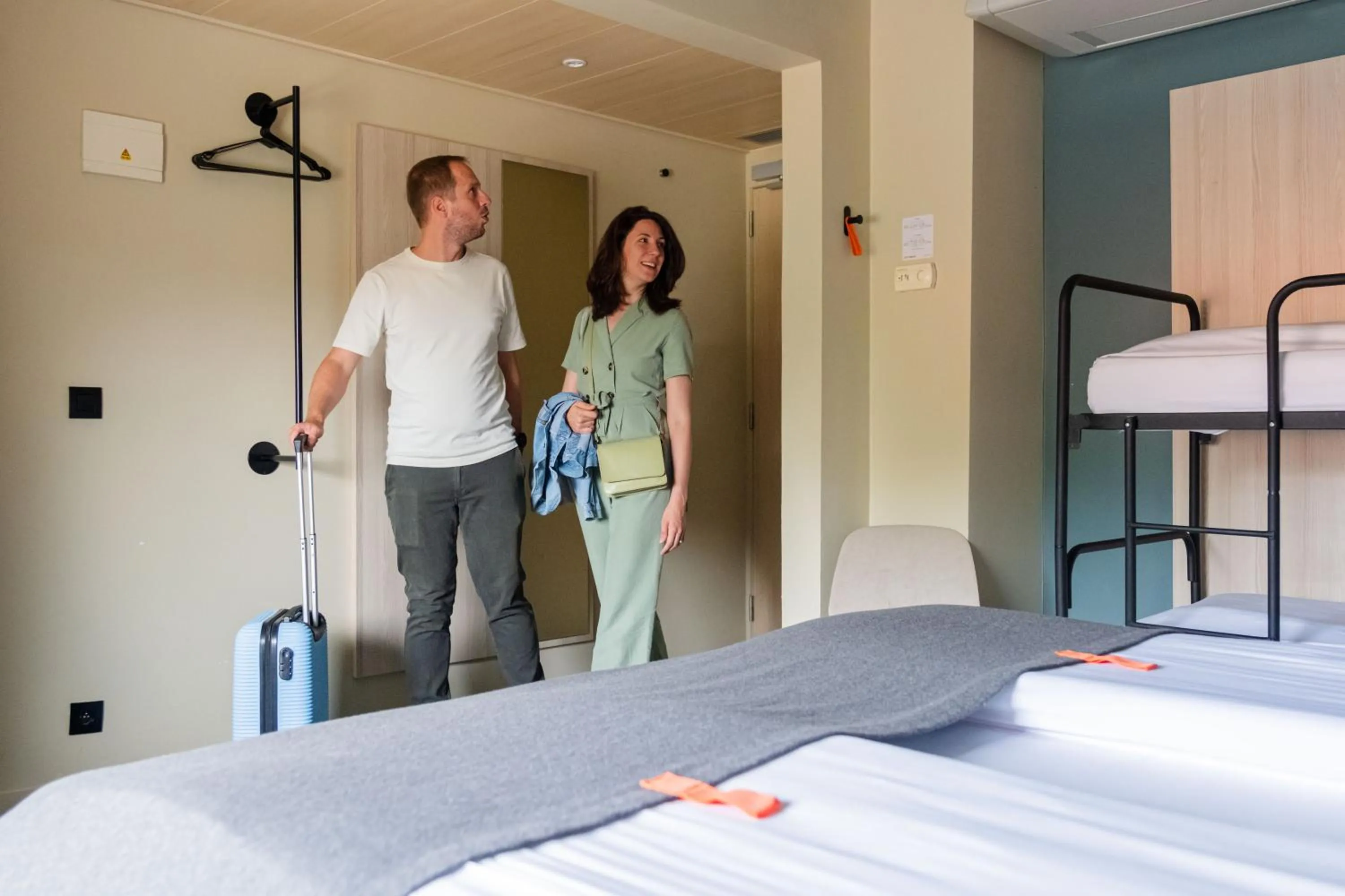 People, Bed in Citybox Brussels Centre Louise