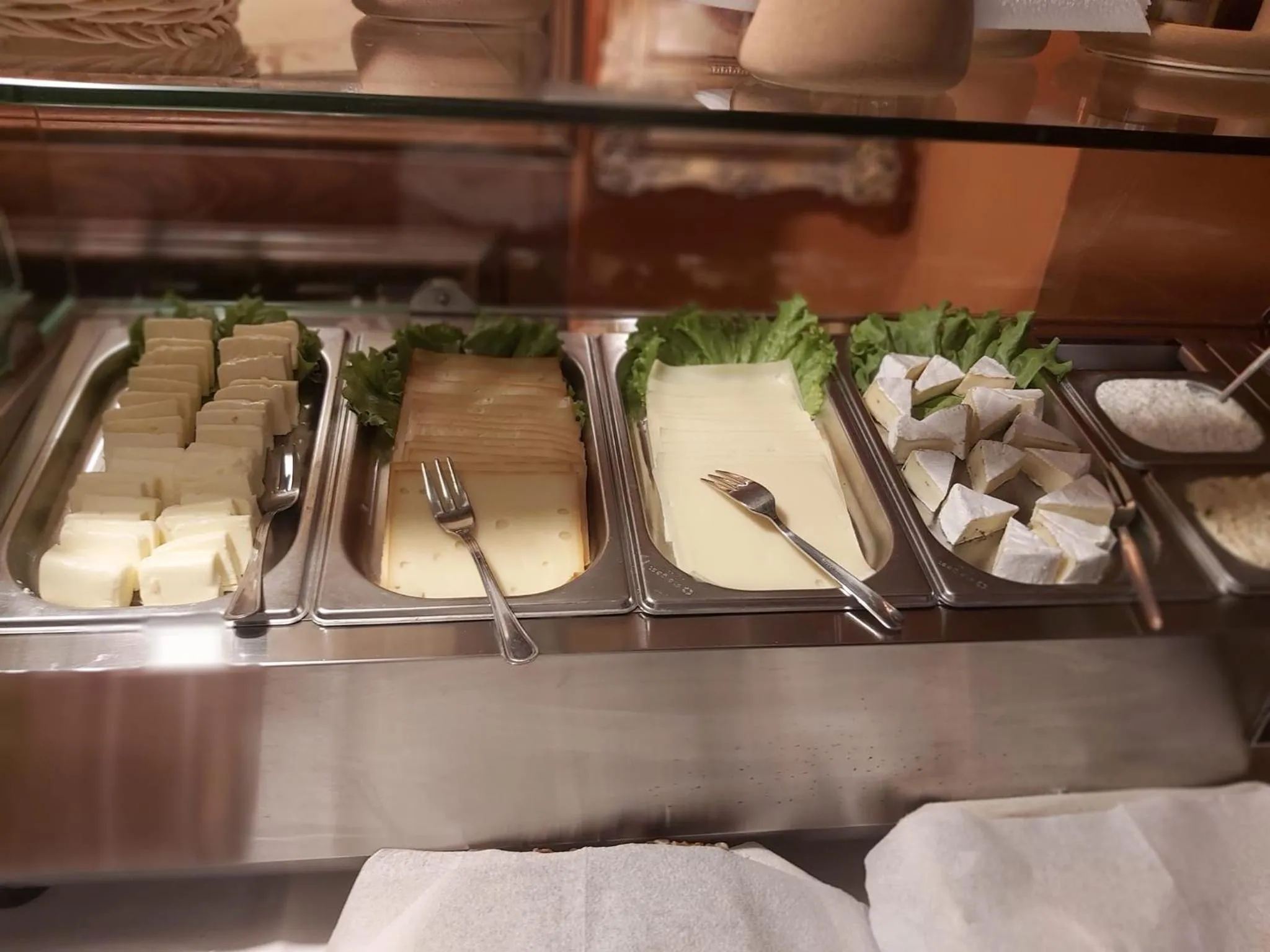 Food in Hotel Legenda