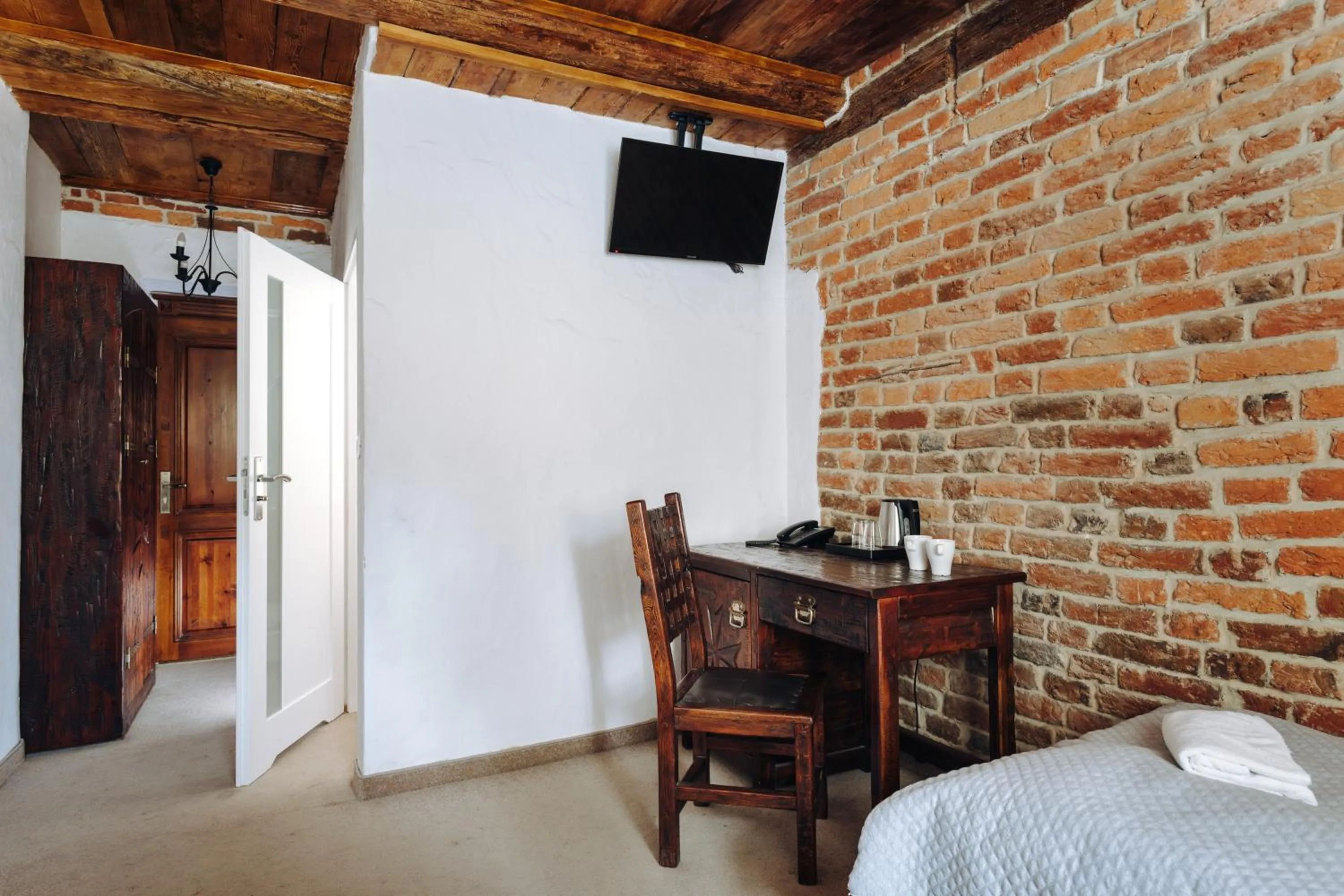 Bed in Hotel Legenda