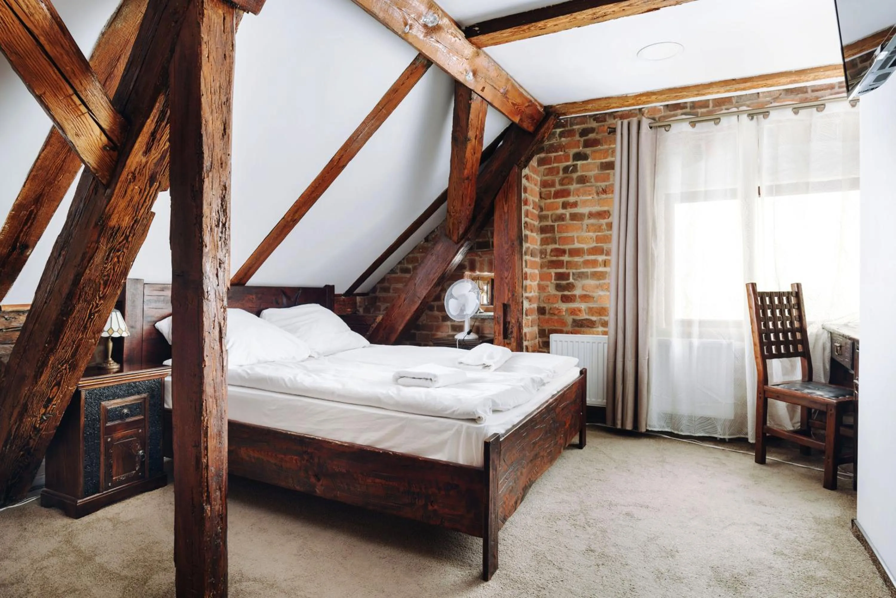 Bed in Hotel Legenda