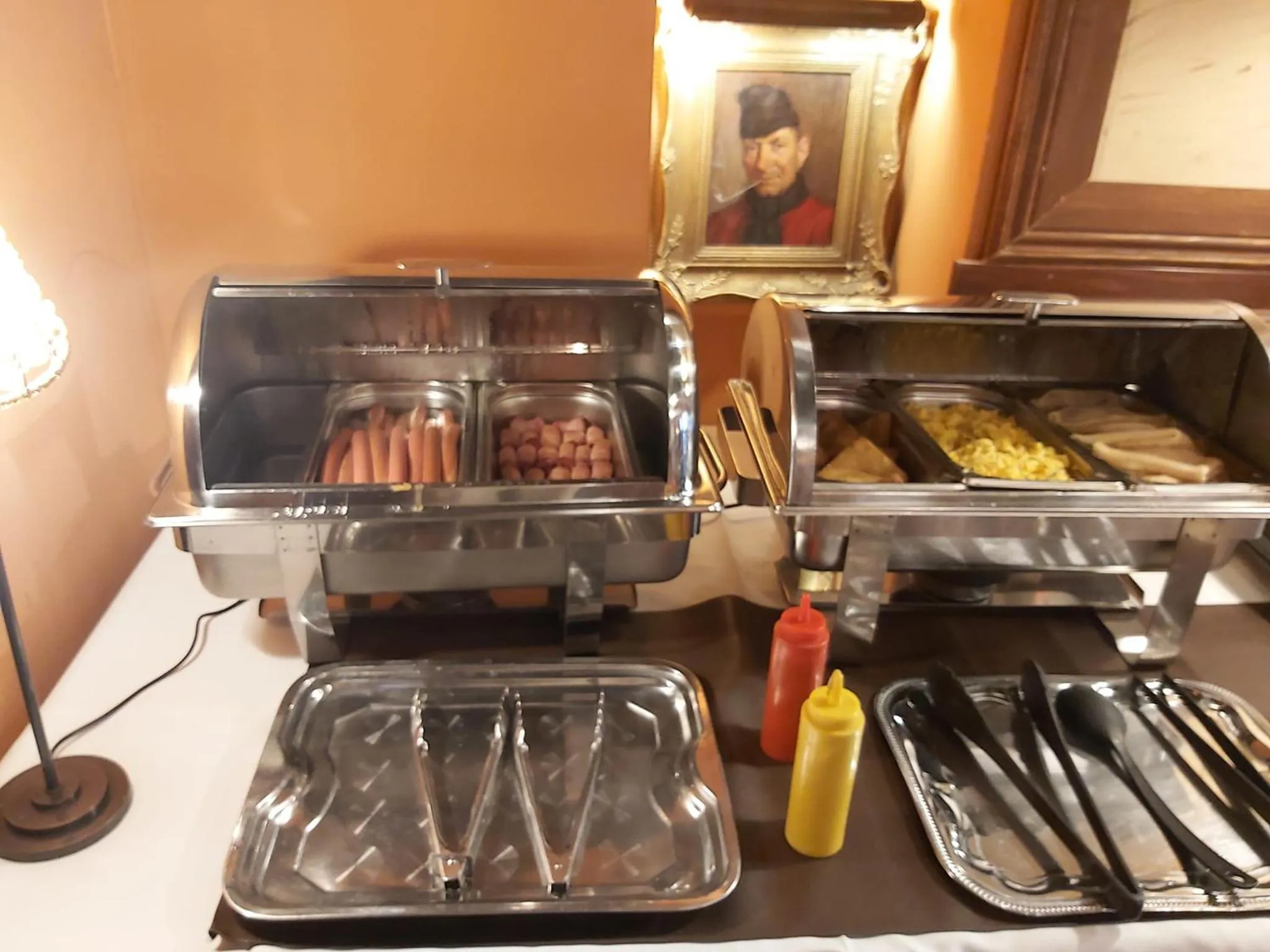 Buffet breakfast in Hotel Legenda