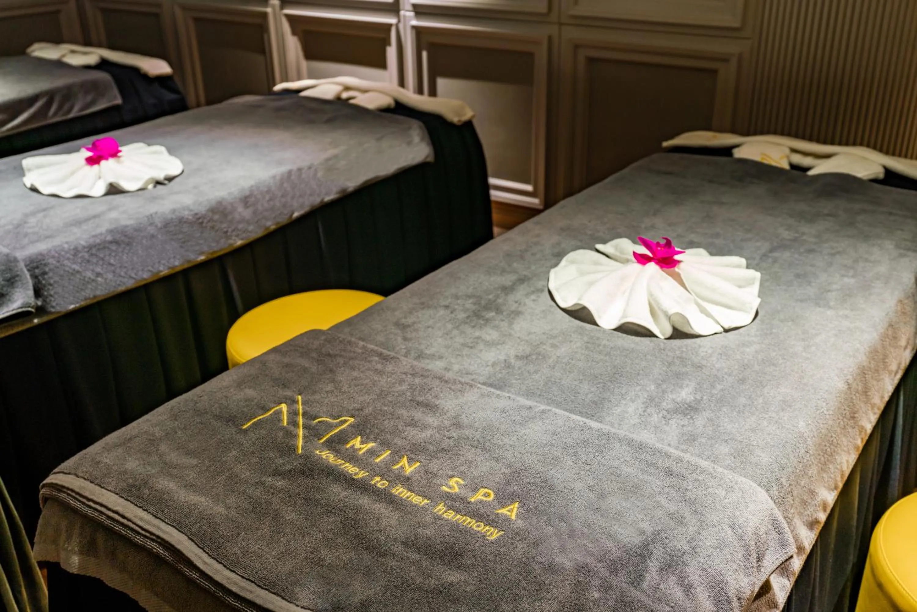 Spa and wellness centre/facilities, Bed in Minerva Premium Hotel