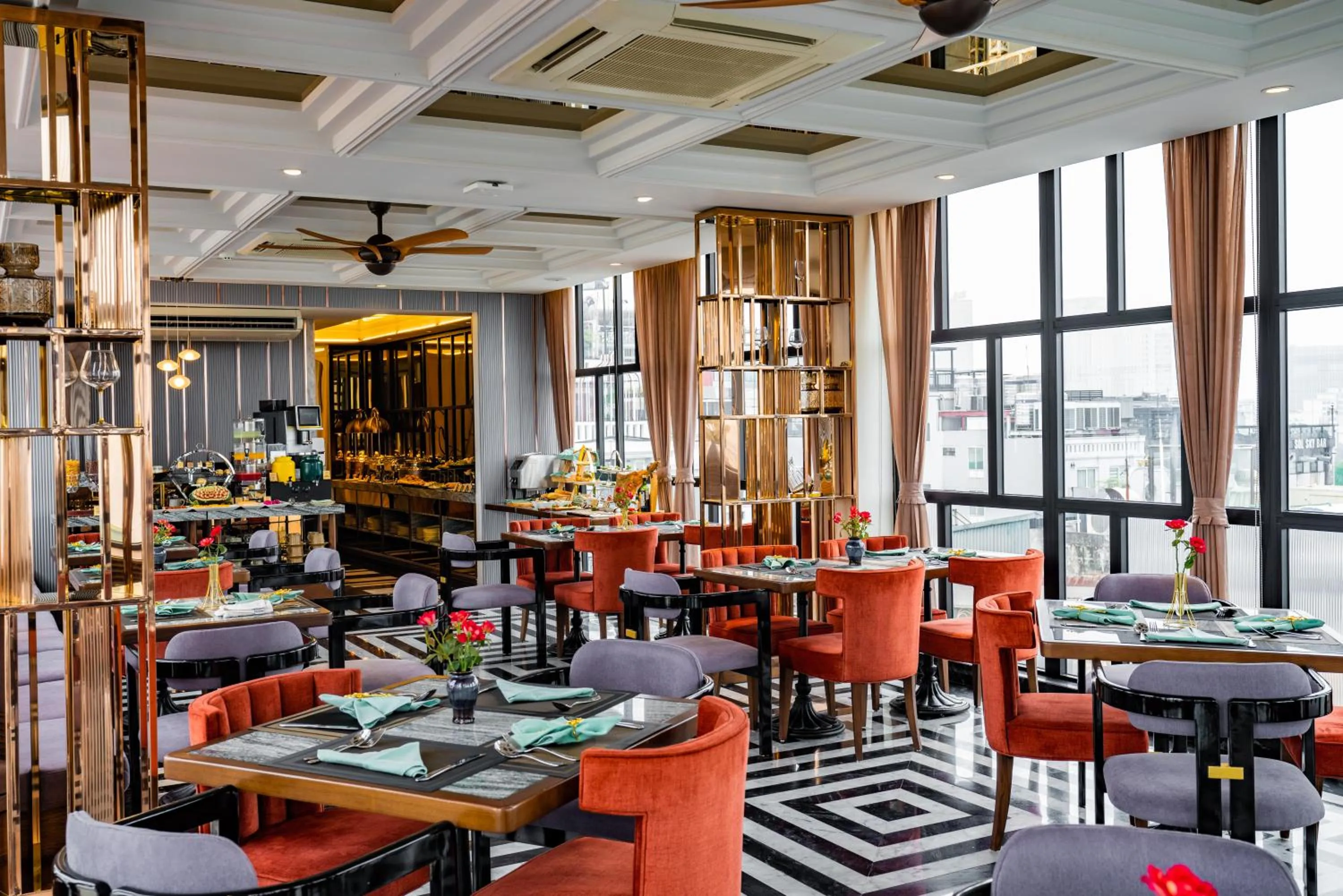 Restaurant/places to eat in Minerva Premium Hotel