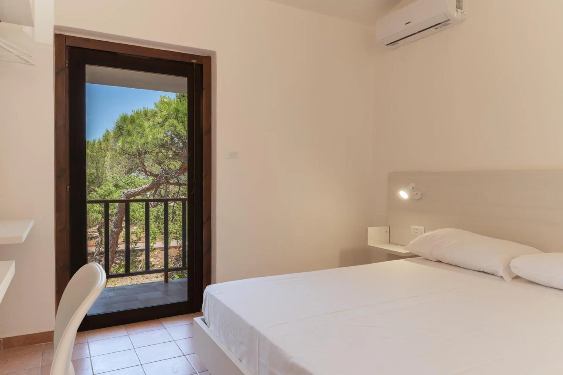 Bedroom, Bed in Q Resort