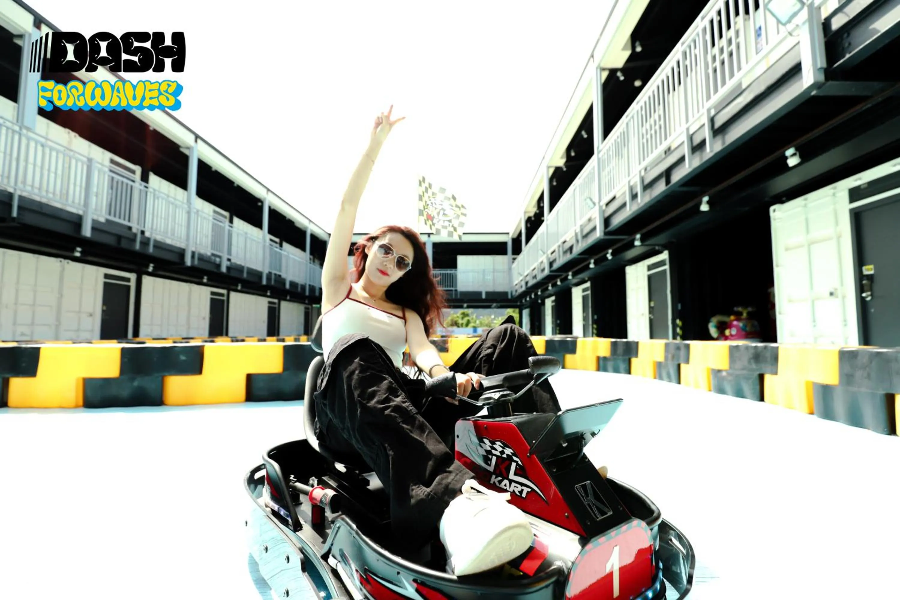 Day in Dash Forwaves Hotel