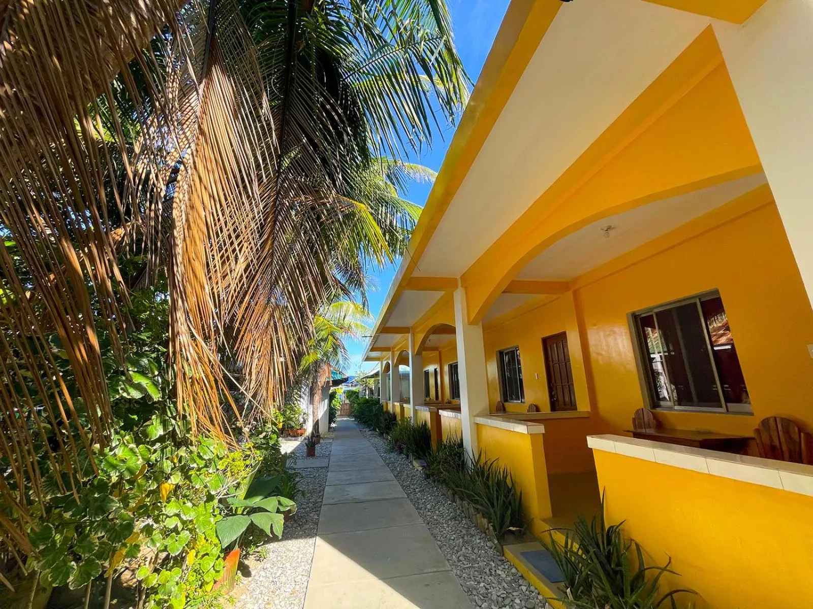 Delgados Resort Puerto Galera powered by Cocotel