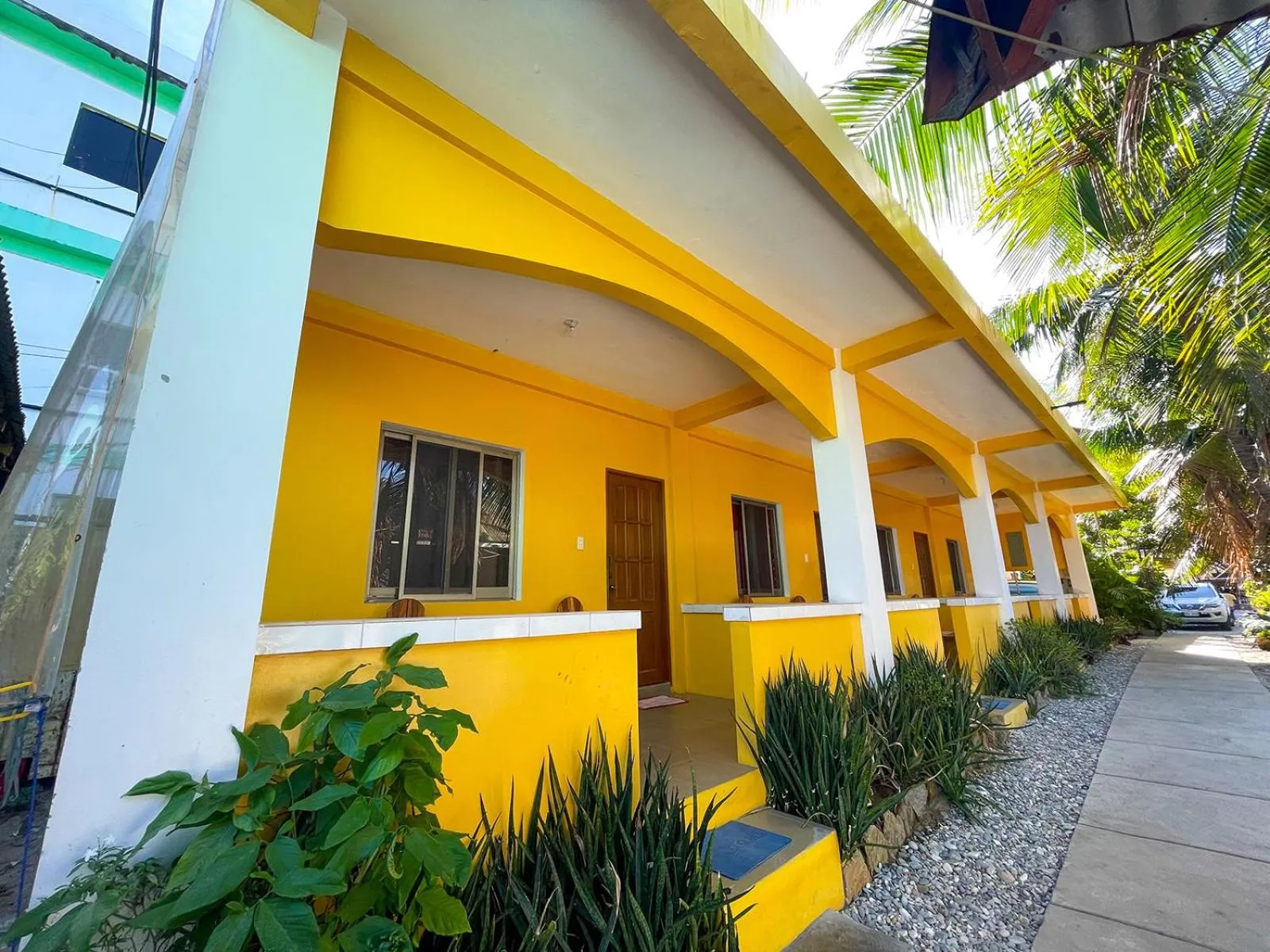 Delgados Resort Puerto Galera powered by Cocotel