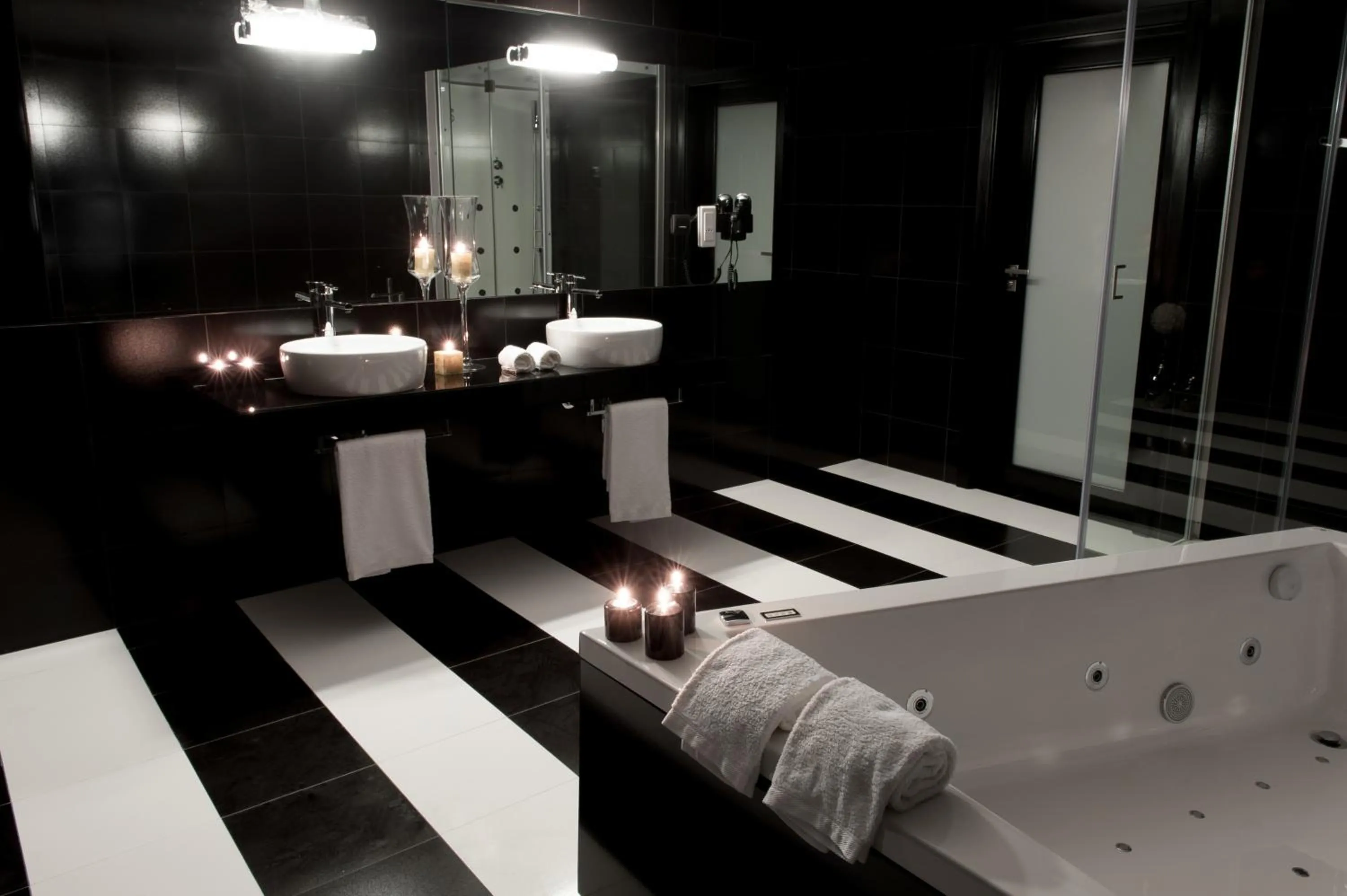 Bathroom in Vinyl M Hotel - Adults Only