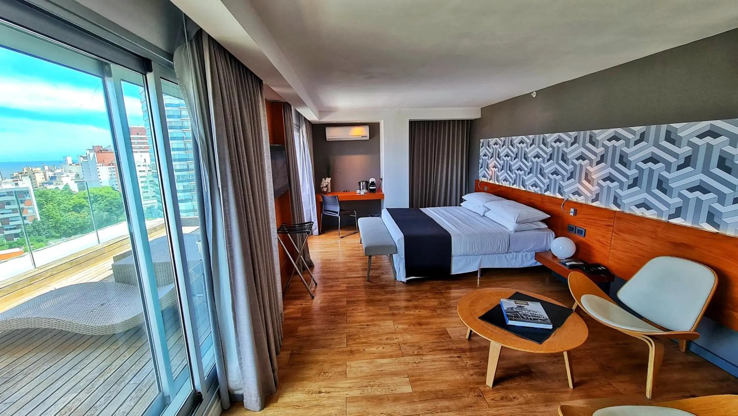 Junior Suite with Terrace in BIT Design Hotel Junior Suite with Terrace in BIT Design Hotel