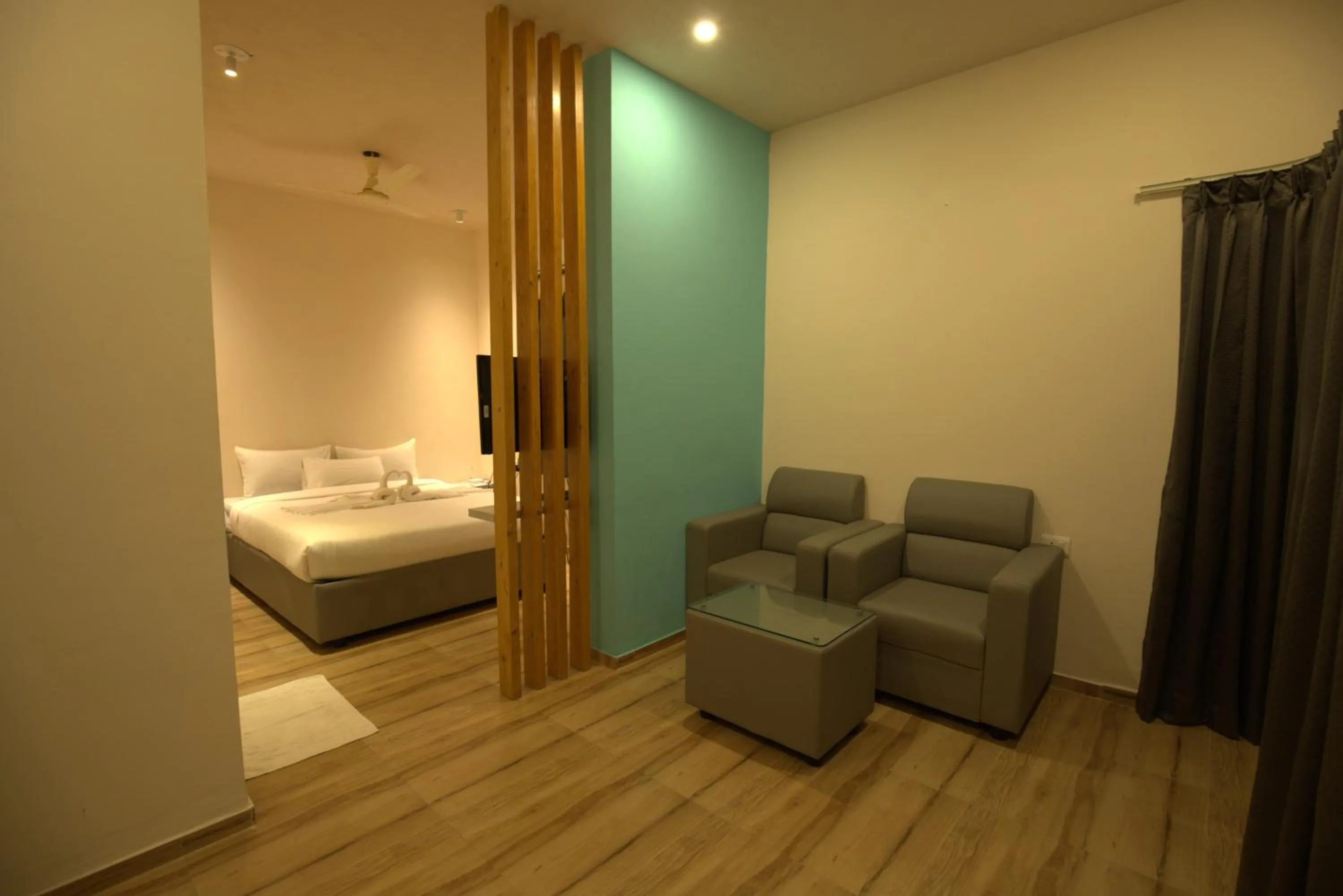 Living room, Bed in King Avarta Resort and Convention Centre Pondicherry