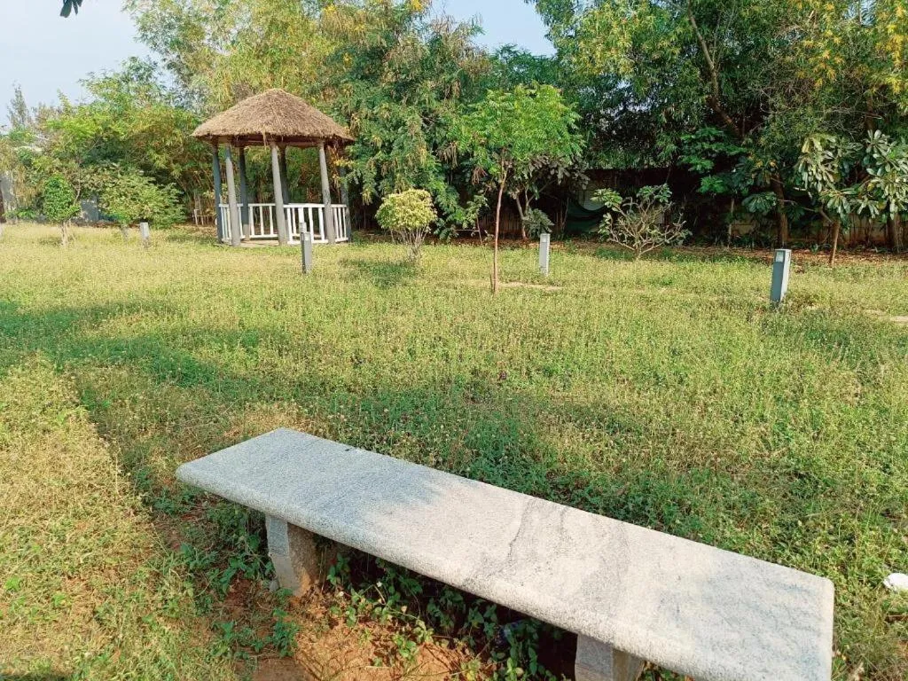 Garden in King Avarta Resort and Convention Centre Pondicherry