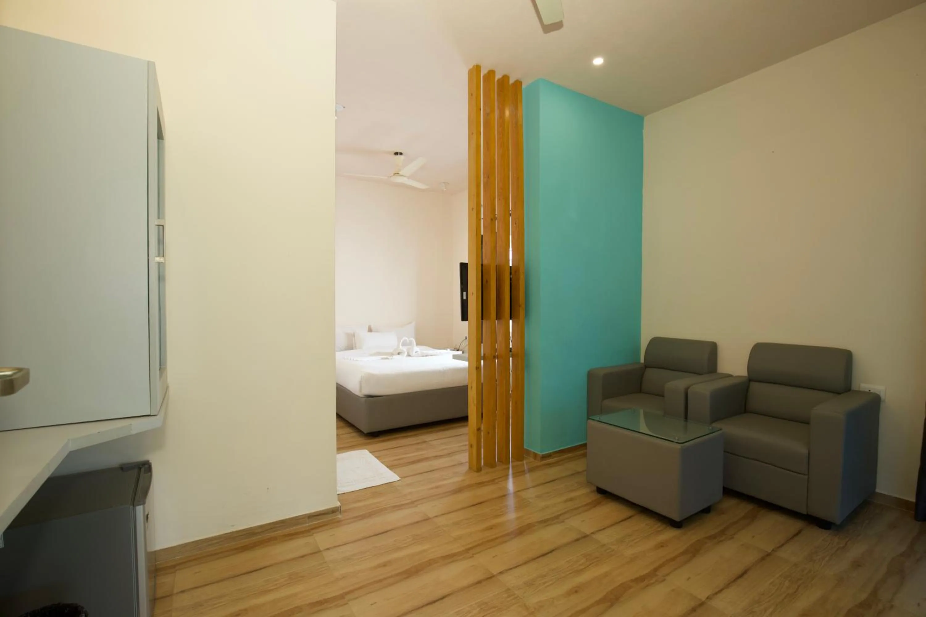 Living room, Bed in King Avarta Resort and Convention Centre Pondicherry