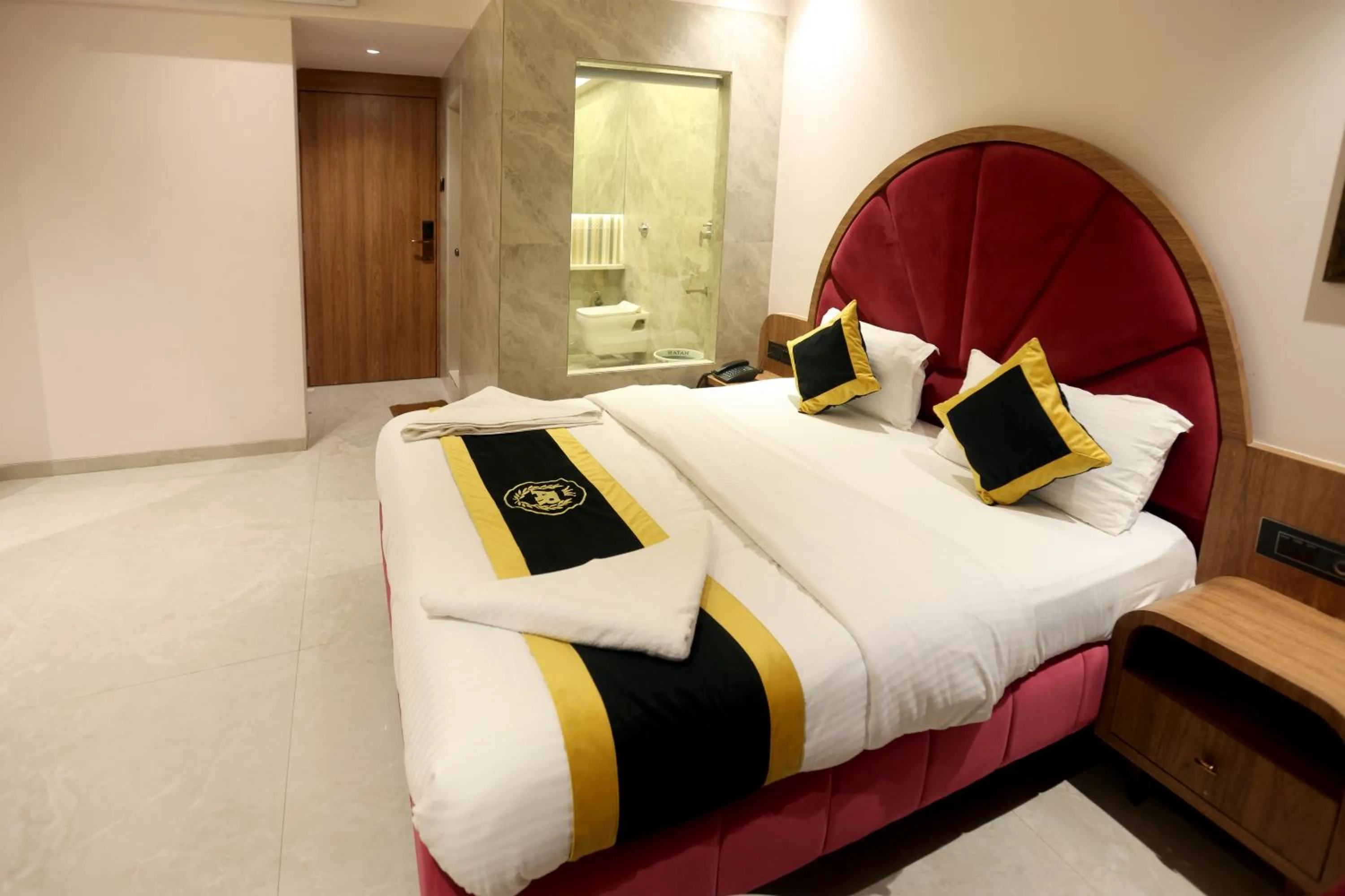 Bed in Hotel A R Paradise