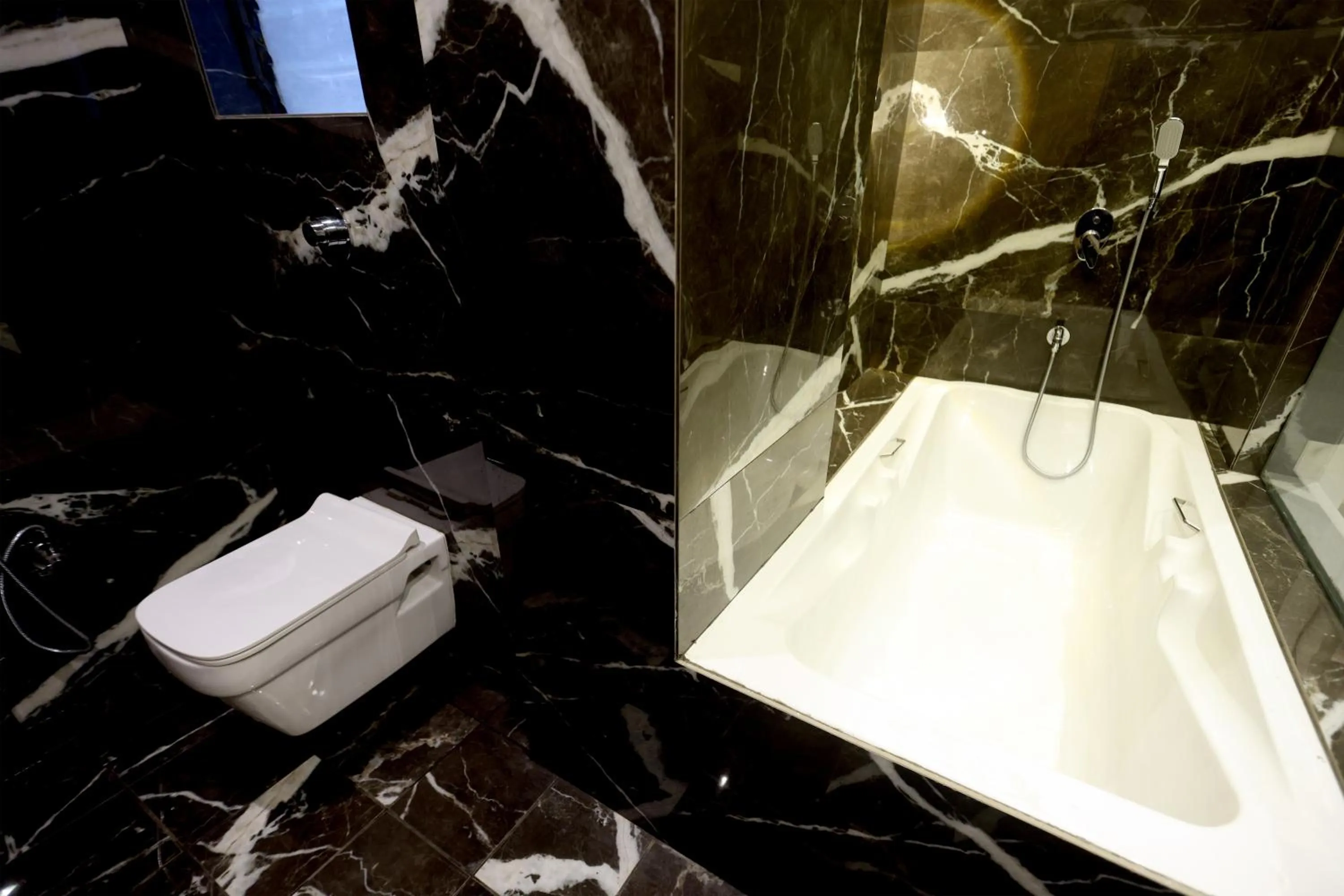 Shower in Hotel A R Paradise