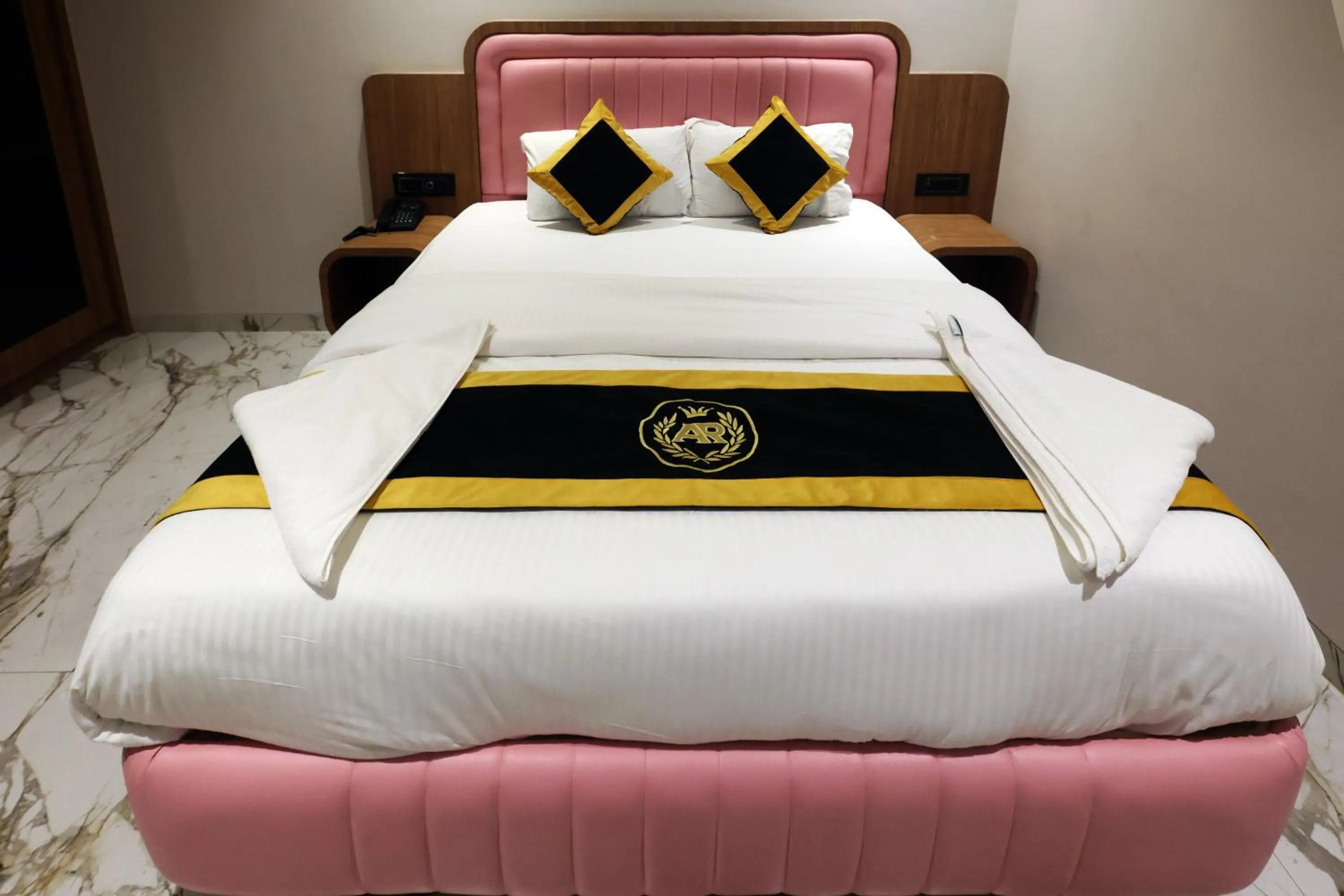 Bed in Hotel A R Paradise