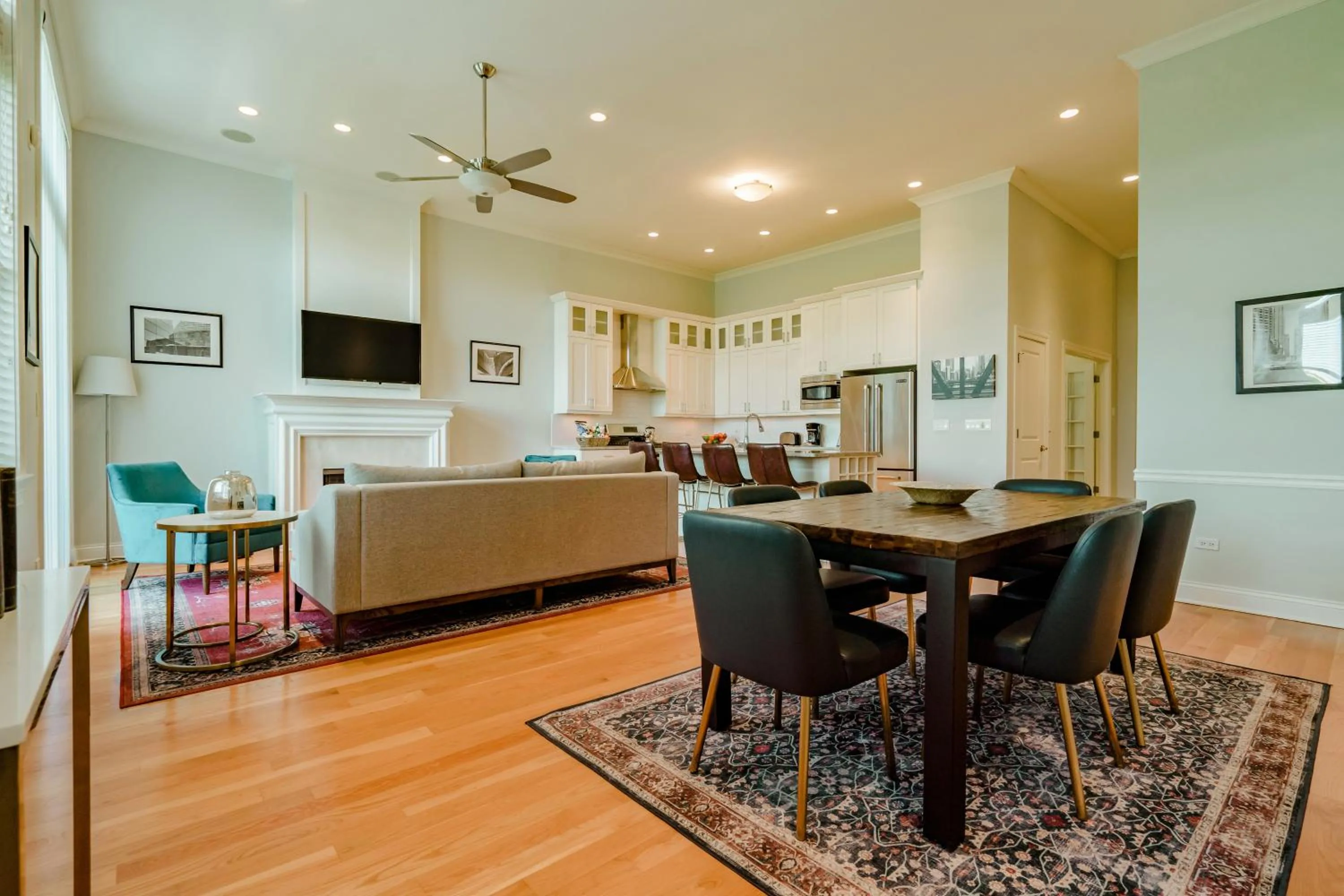 Living room in The Guesthouse Hotel