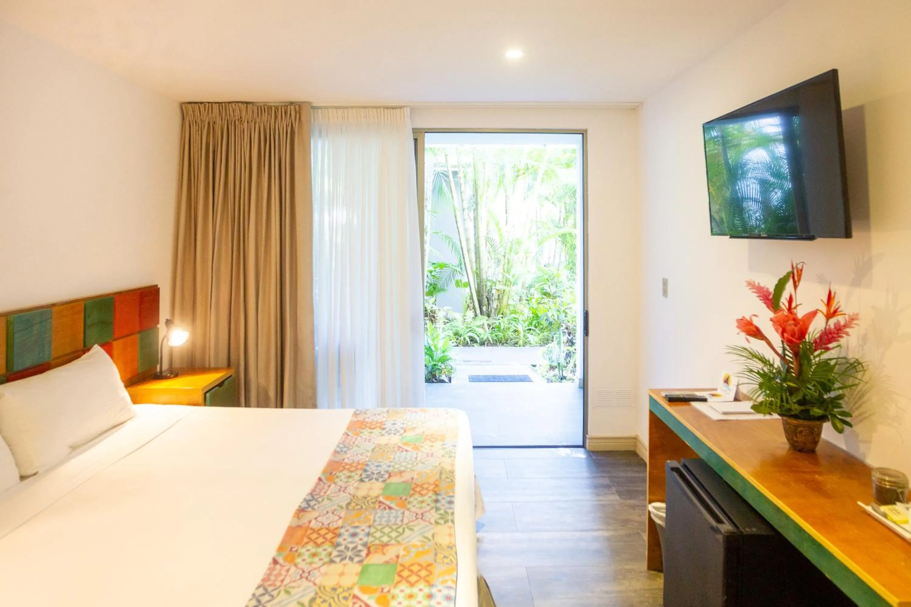 Bed in La Vela Boutique Hotel