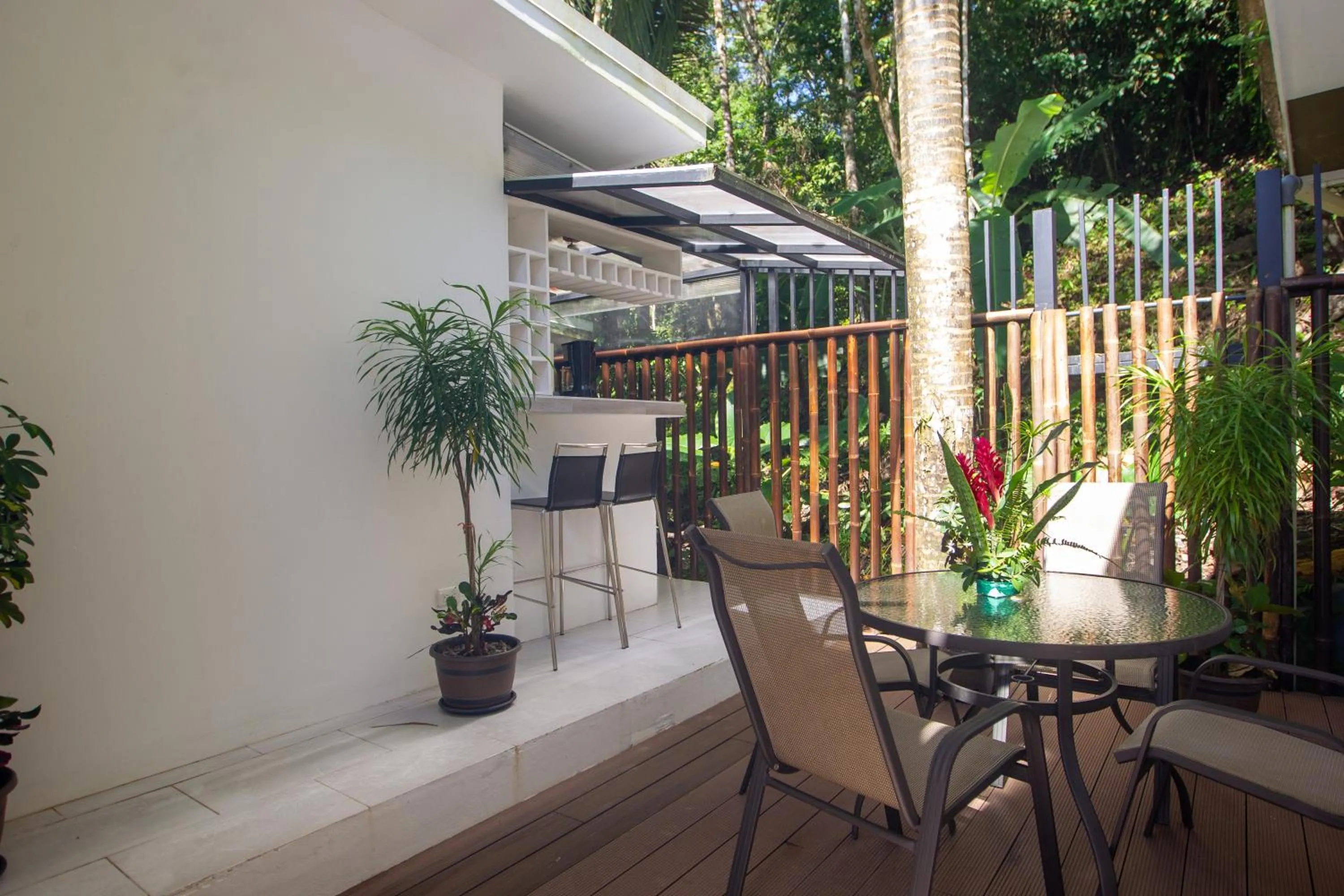 Patio in La Vela Boutique Hotel