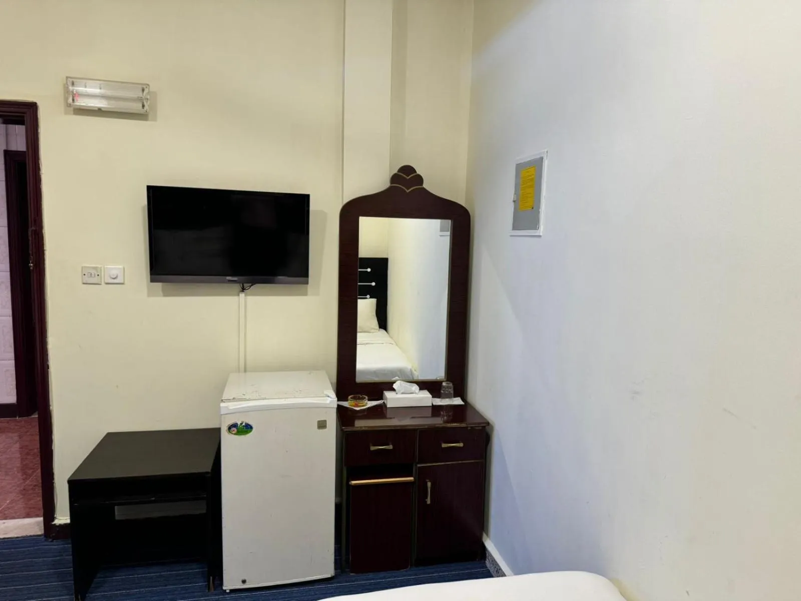 TV and multimedia in Al Wehda Hotel