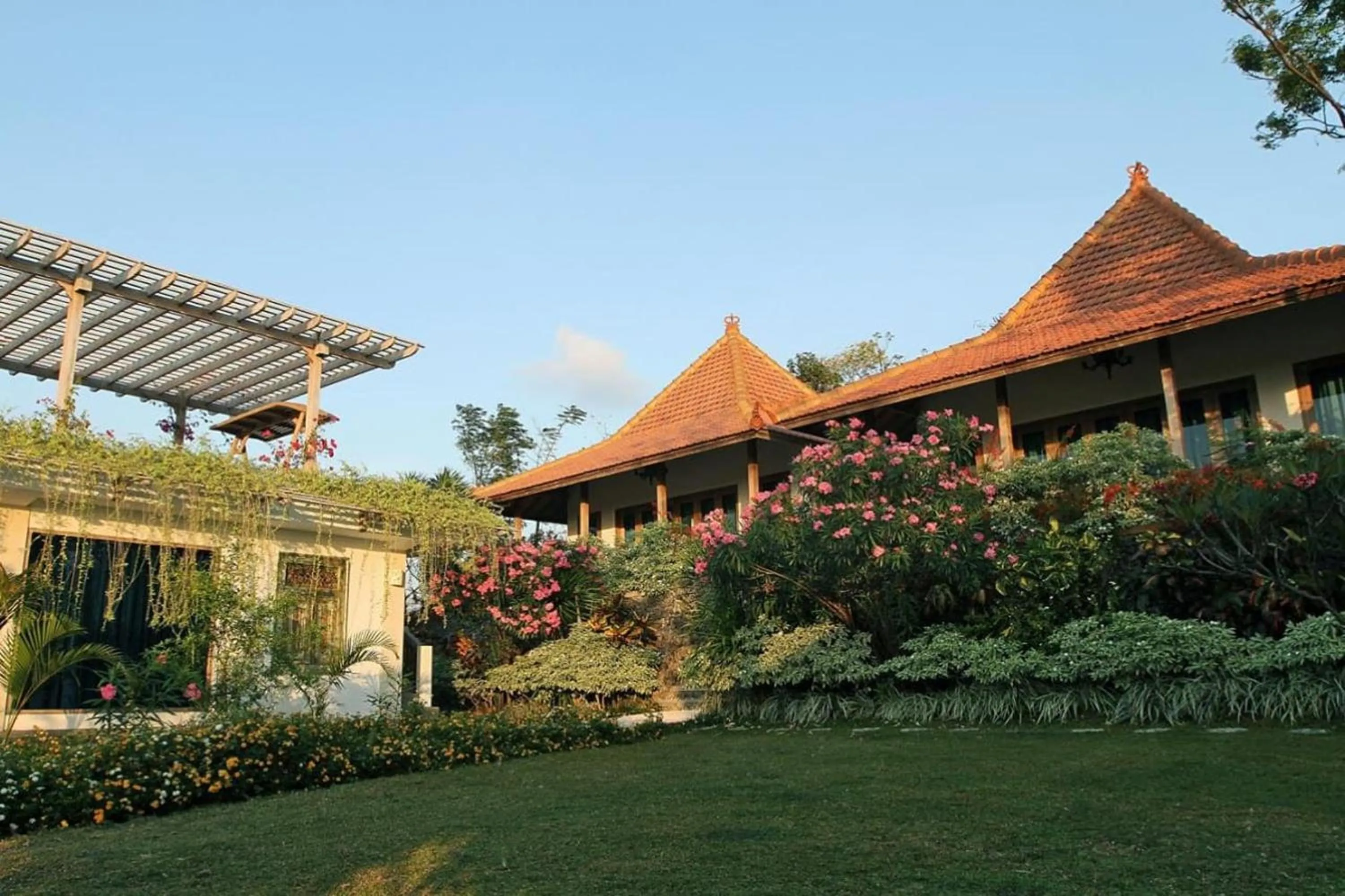 Property building in Bangsring Breeze