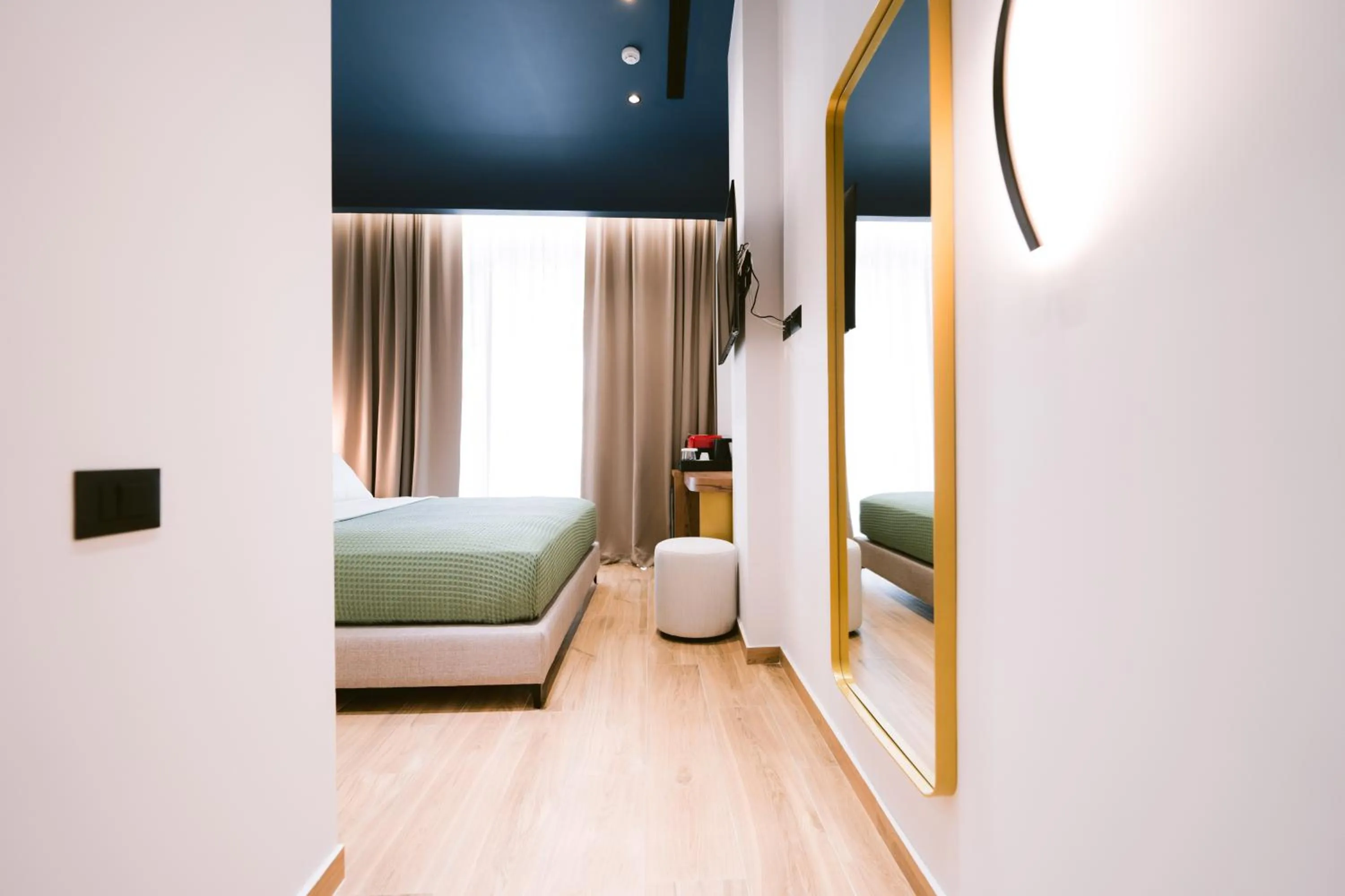 Photo of the whole room, Bed in Noemie Hotel