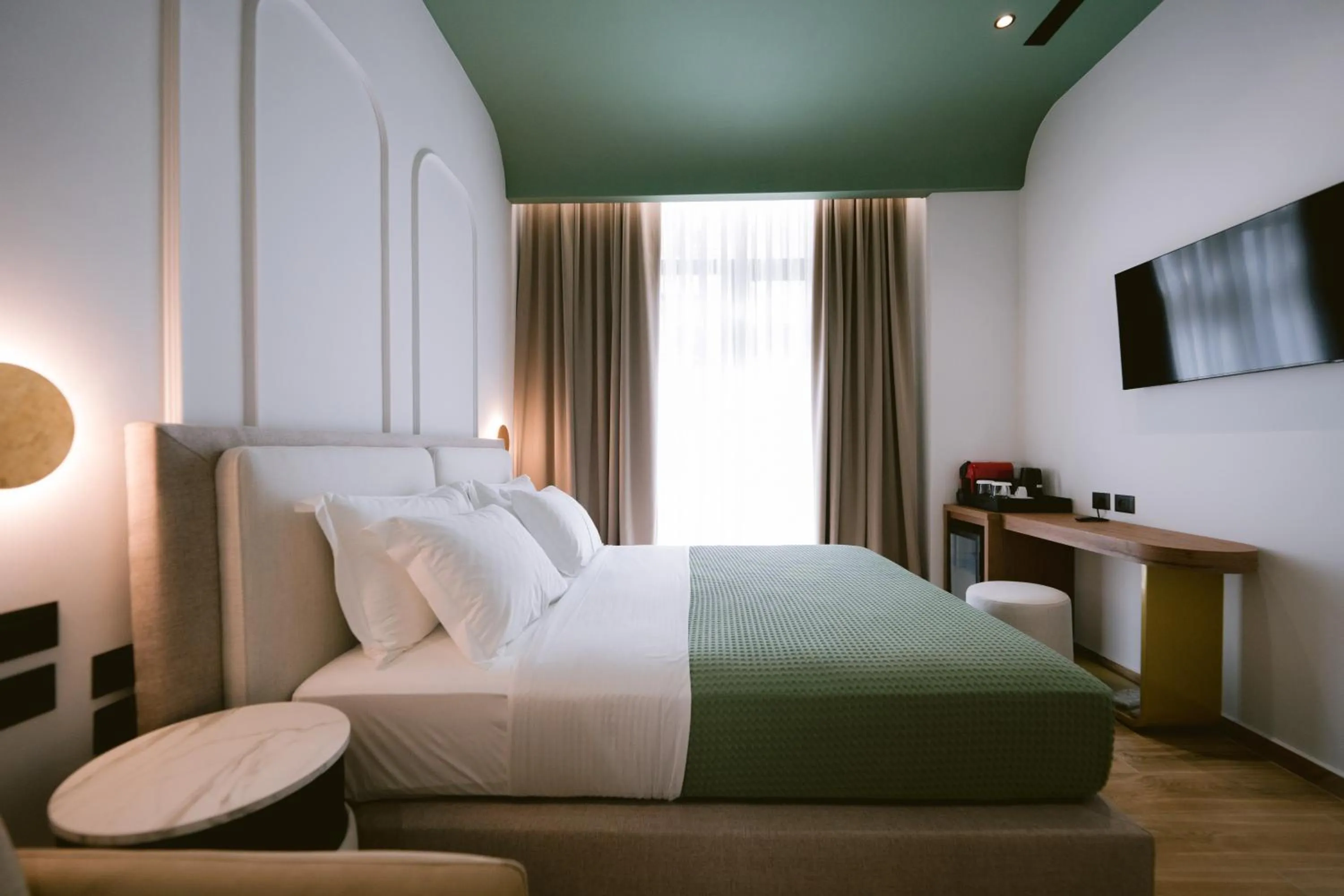 Photo of the whole room, Bed in Noemie Hotel