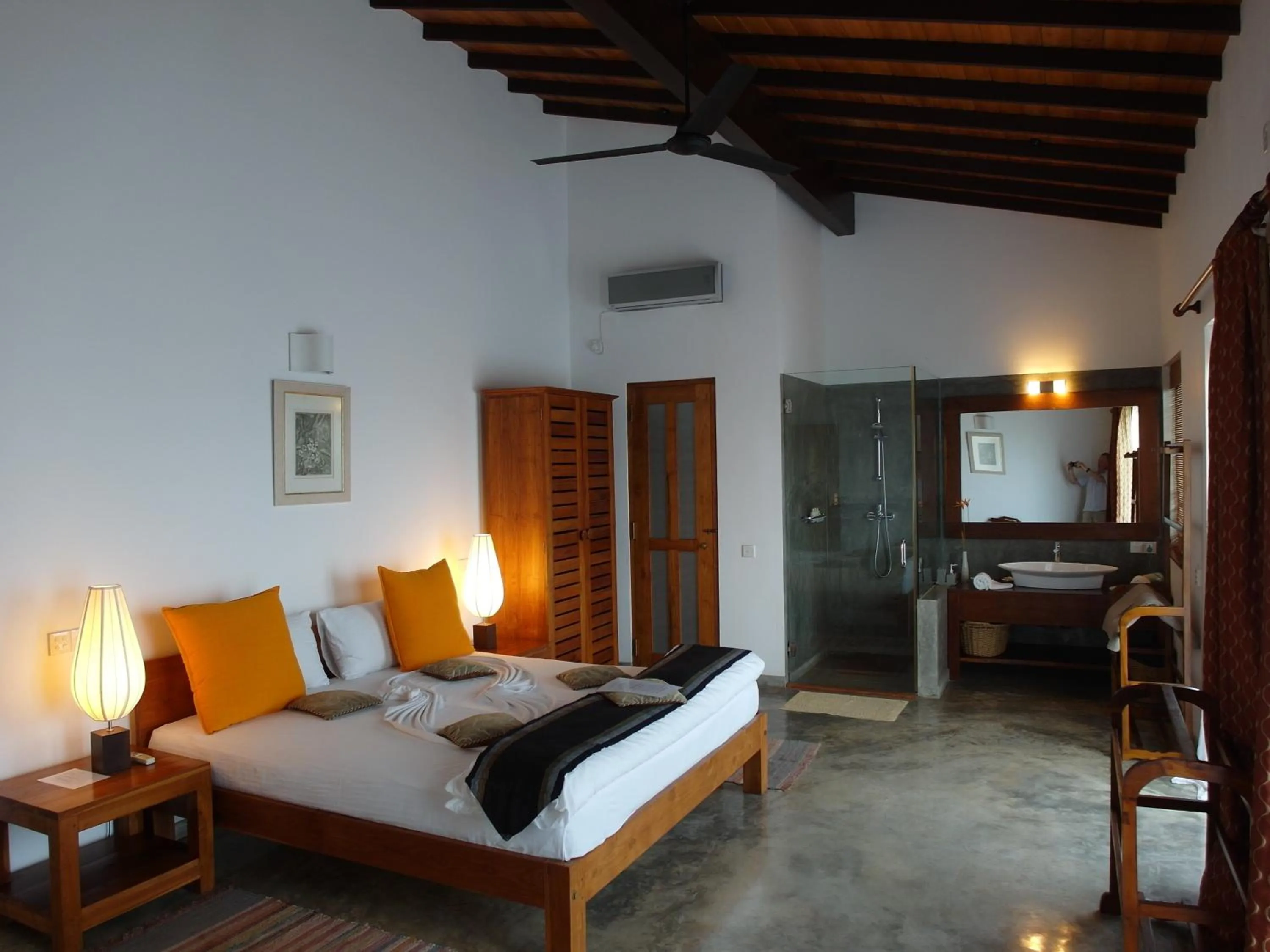 Bedroom, Bed in Highland Villa