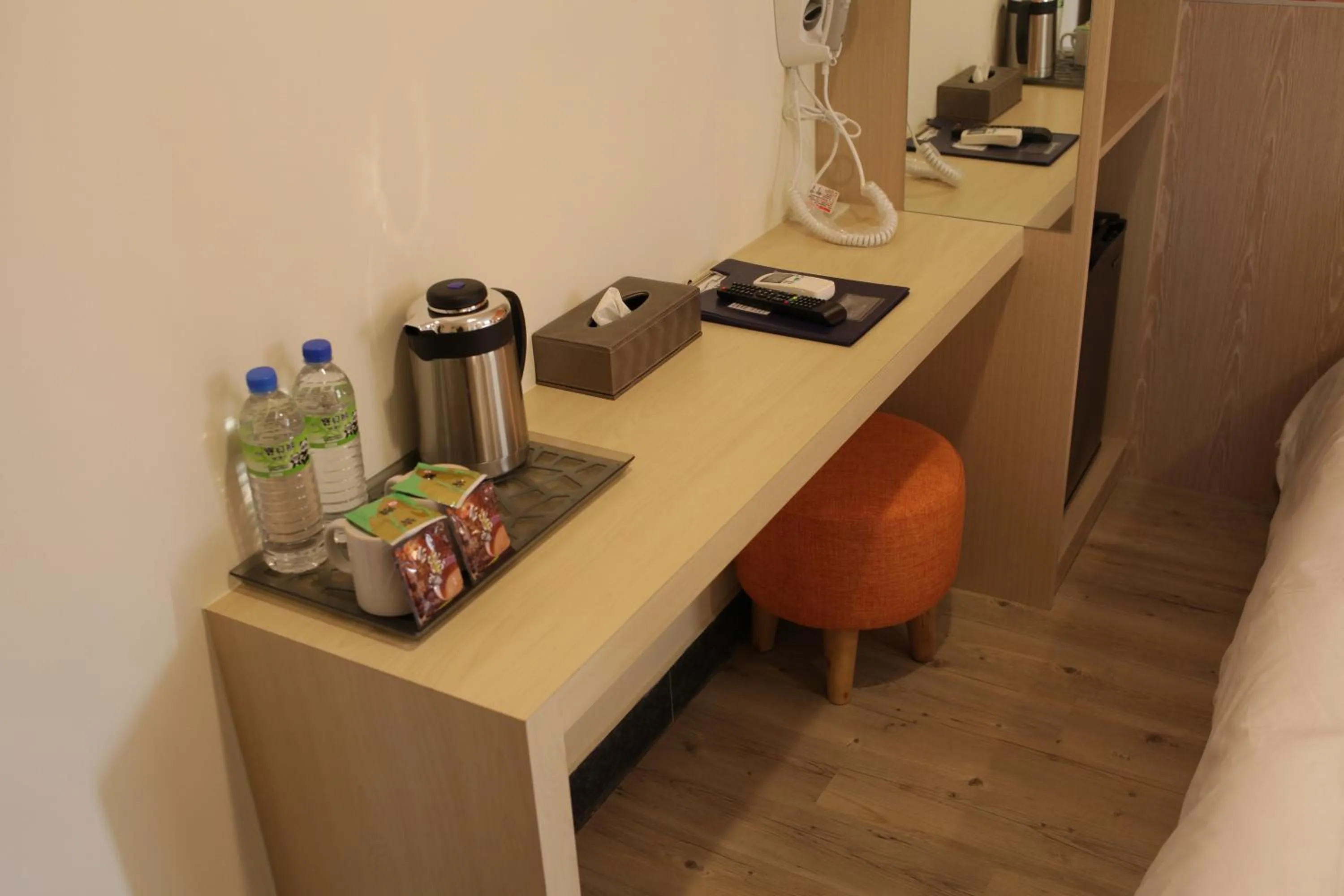 Coffee/tea facilities in Prince Hotel