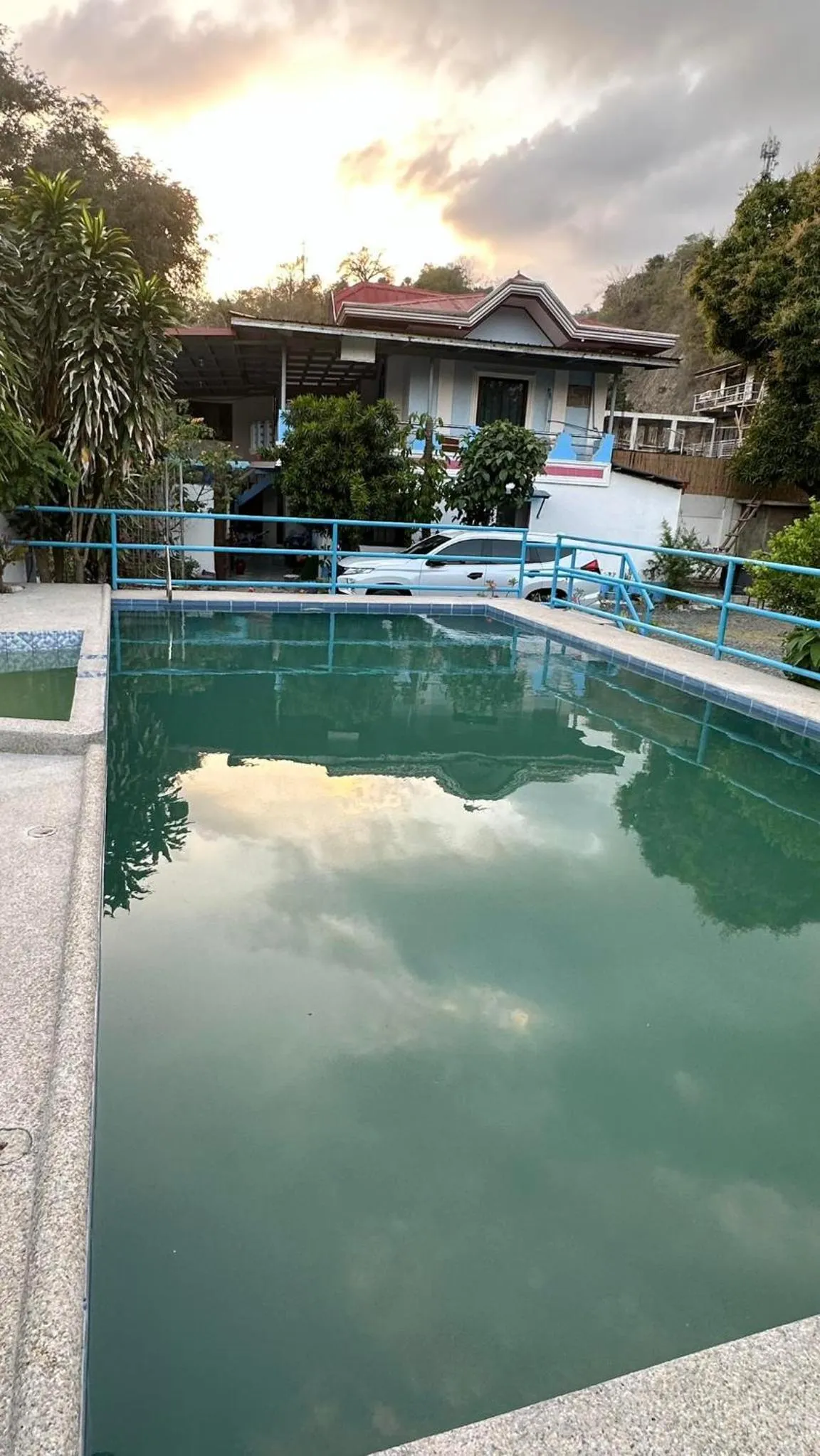 Blueberry Resort Laiya