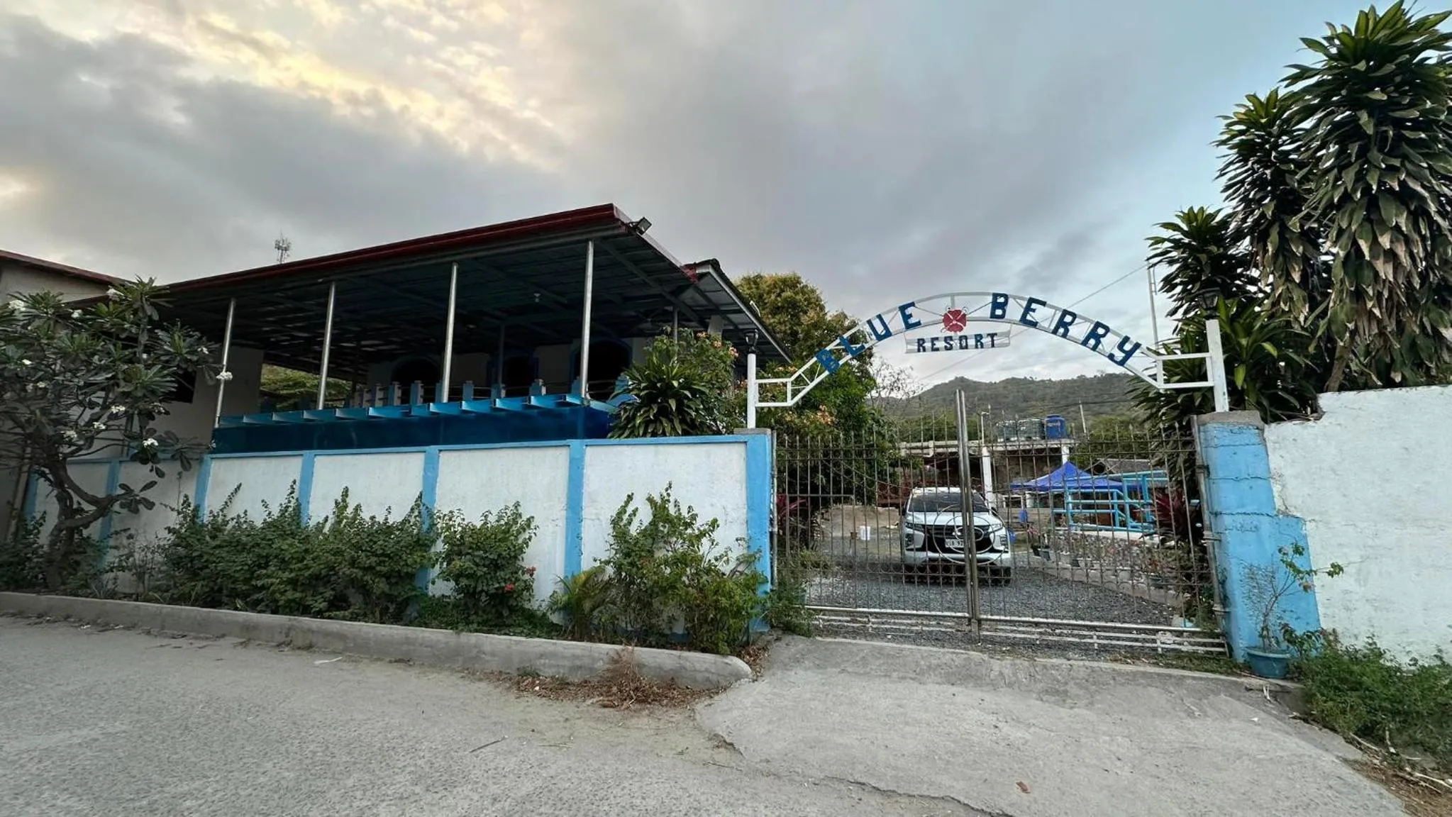 Blueberry Resort Laiya