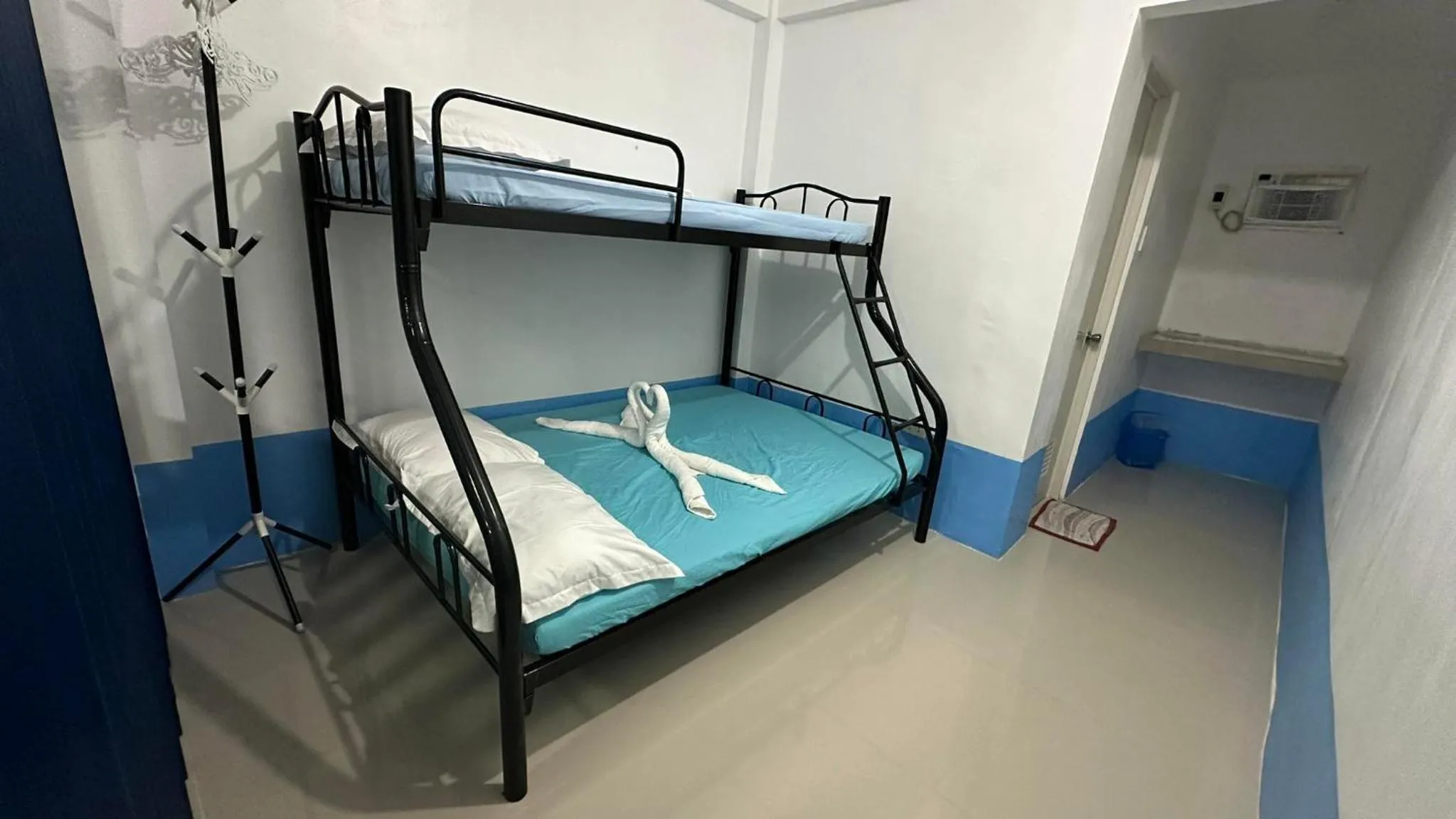 Blueberry Resort Laiya