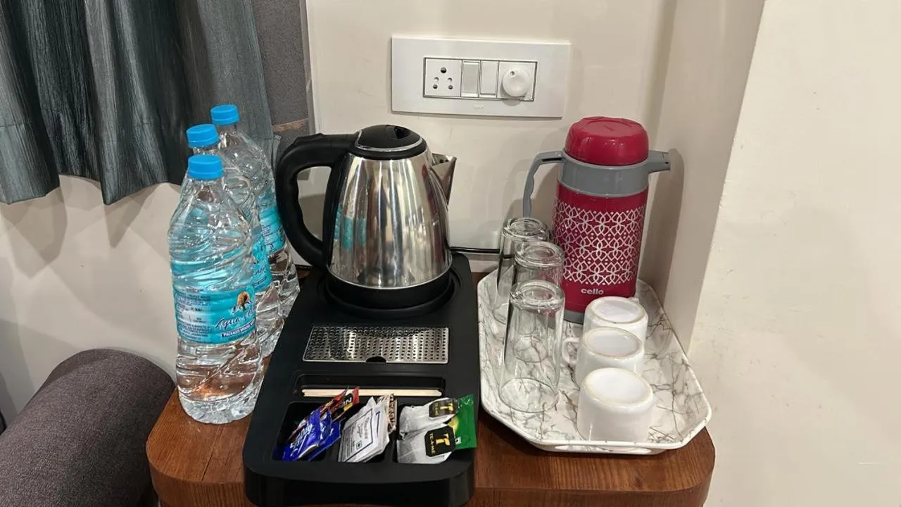 Coffee/tea facilities in Hotel Omkareshwar Inn