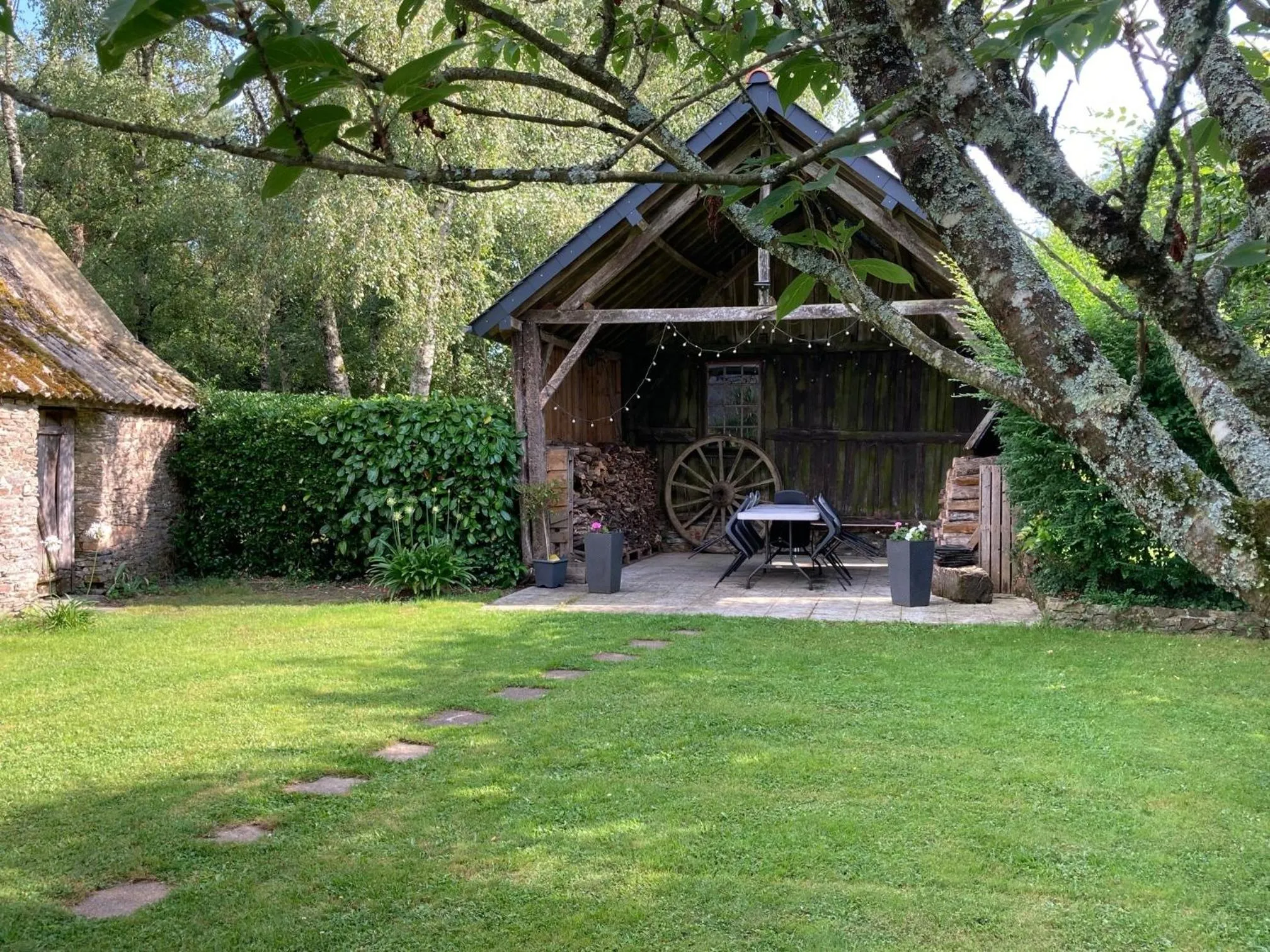 Property building in Chambres d'Hotes - La Marmoire