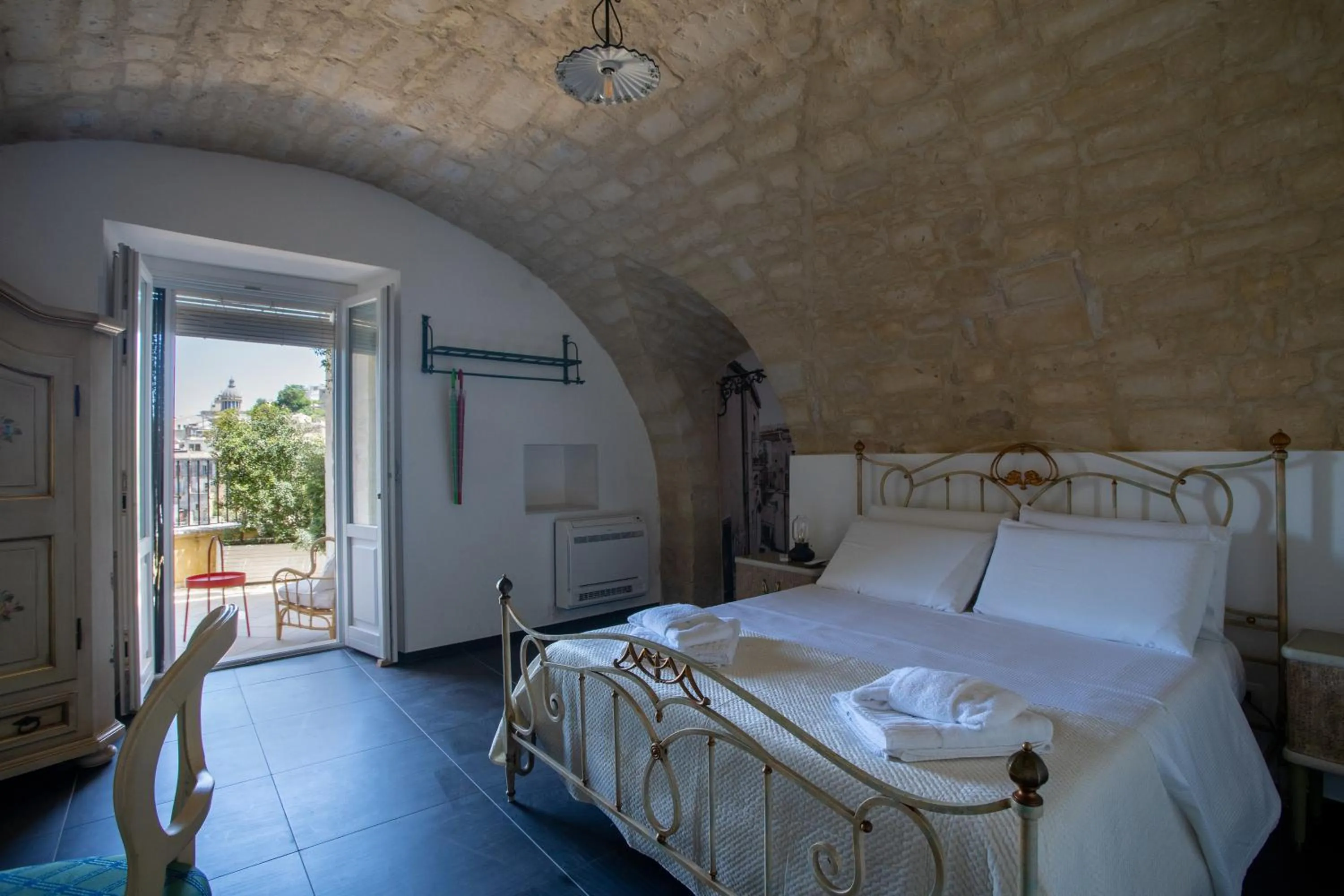 Photo of the whole room, Bed in Bed and Breakfast Terra del Sole Ibla