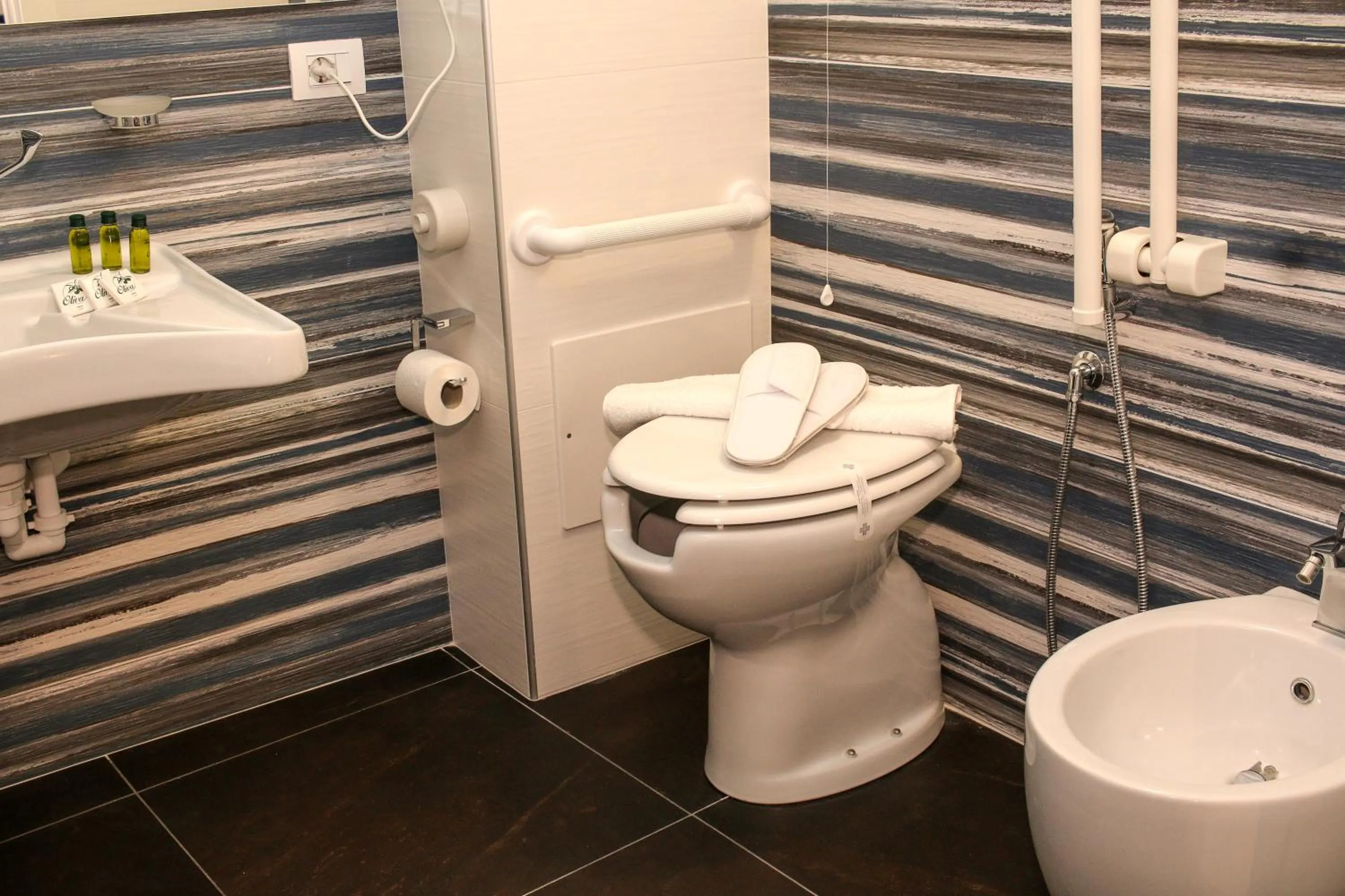 Facility for disabled guests in Bed and Breakfast Terra del Sole Ibla