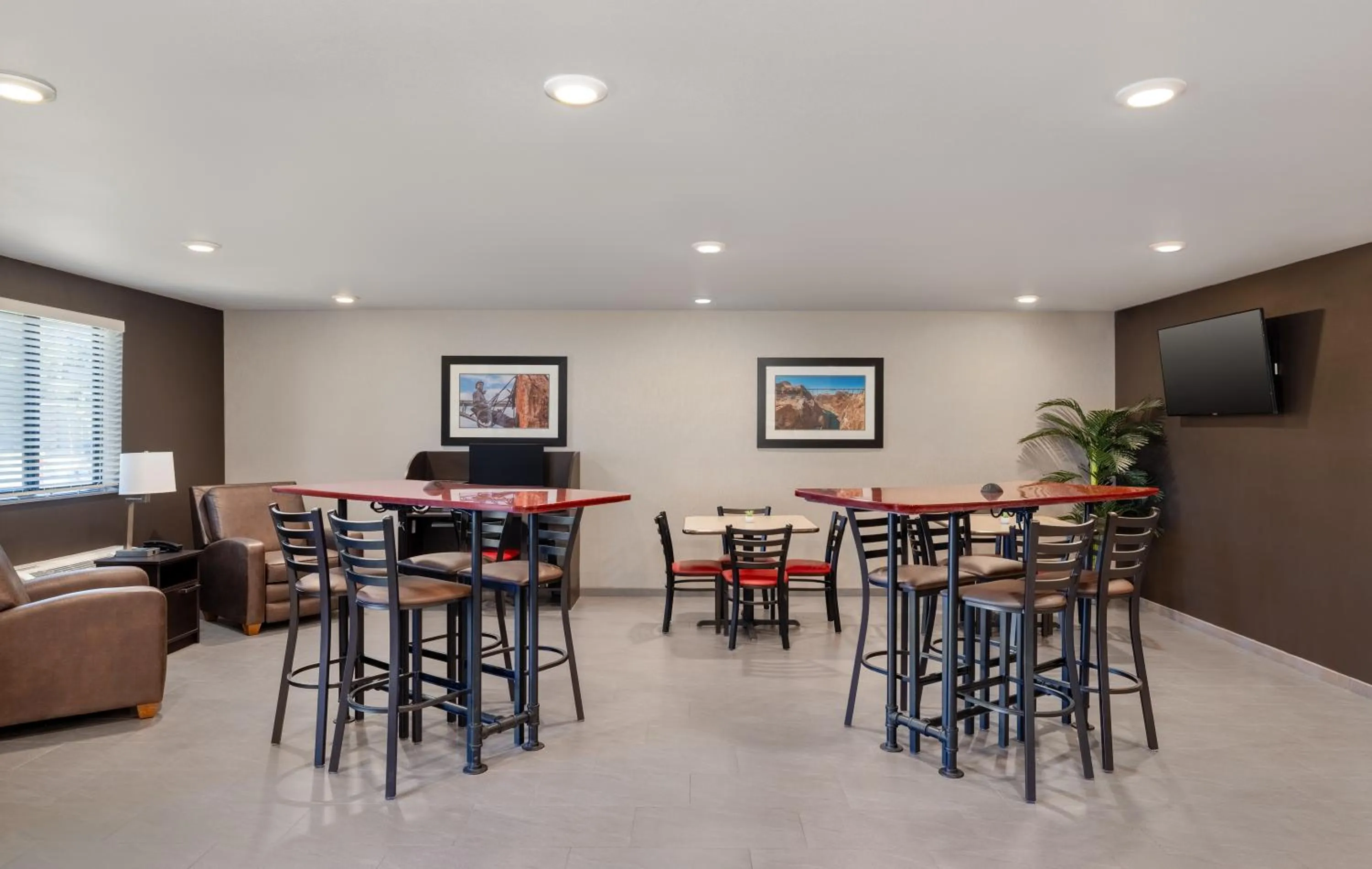 TV and multimedia in My Place Hotel-Las Vegas South/Henderson, NV