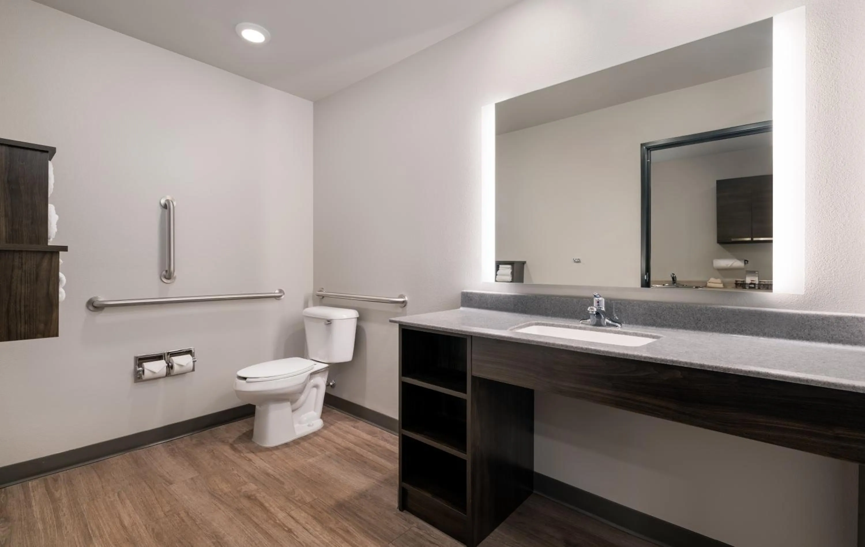 Toilet in My Place Hotel-Las Vegas South/Henderson, NV