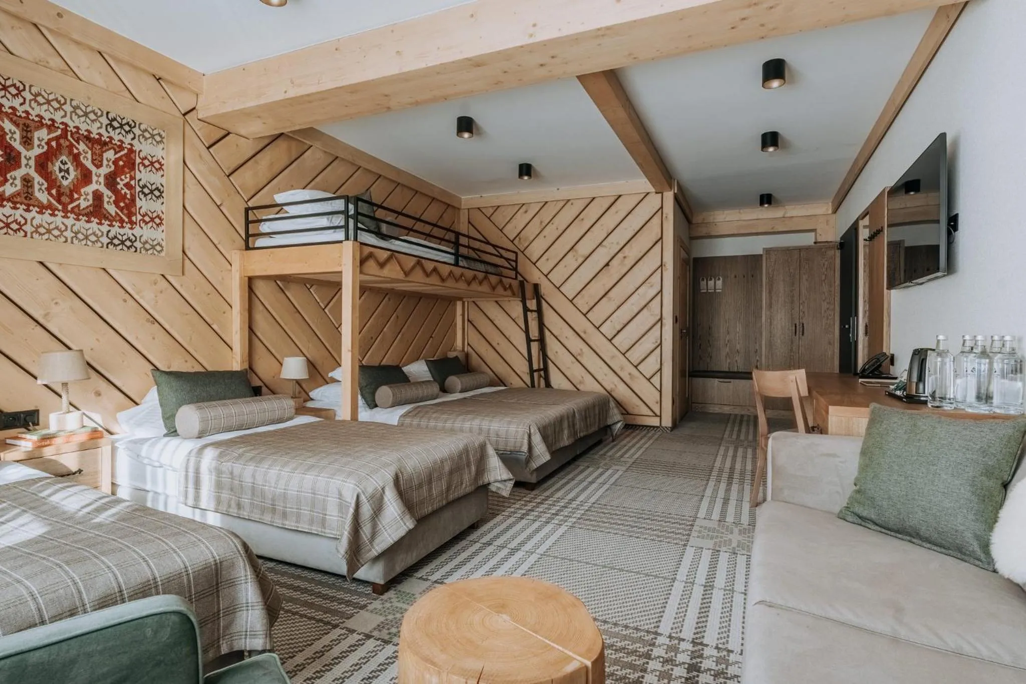 Photo of the whole room, Bed in Hotel Jaworzyna Krynicka