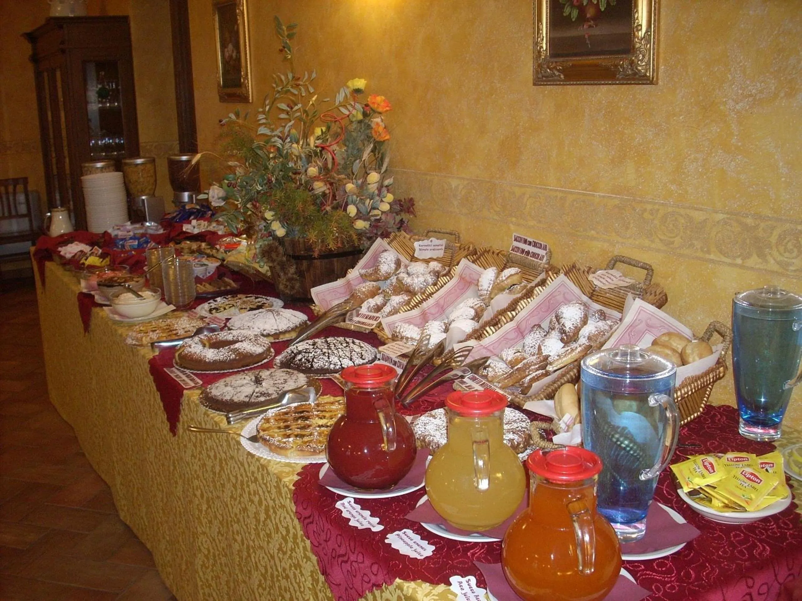 Food close-up in Forum Cassii