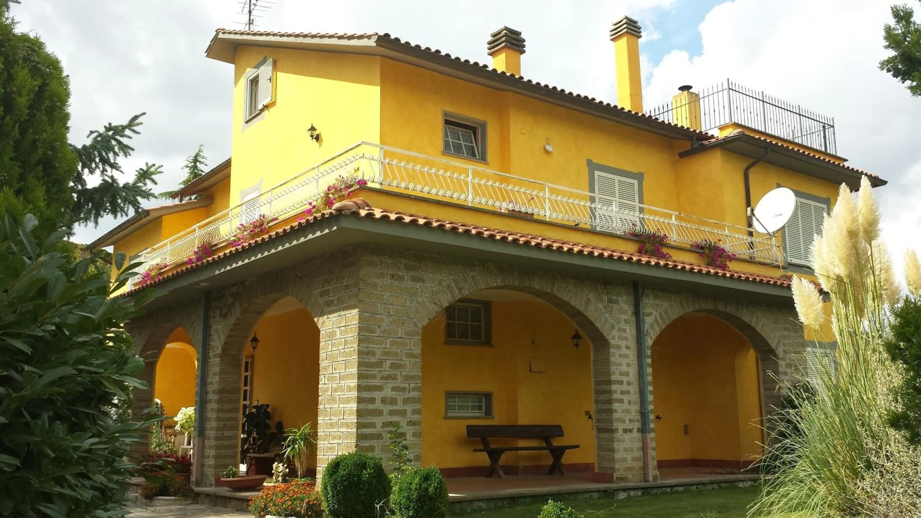 Property building in Forum Cassii