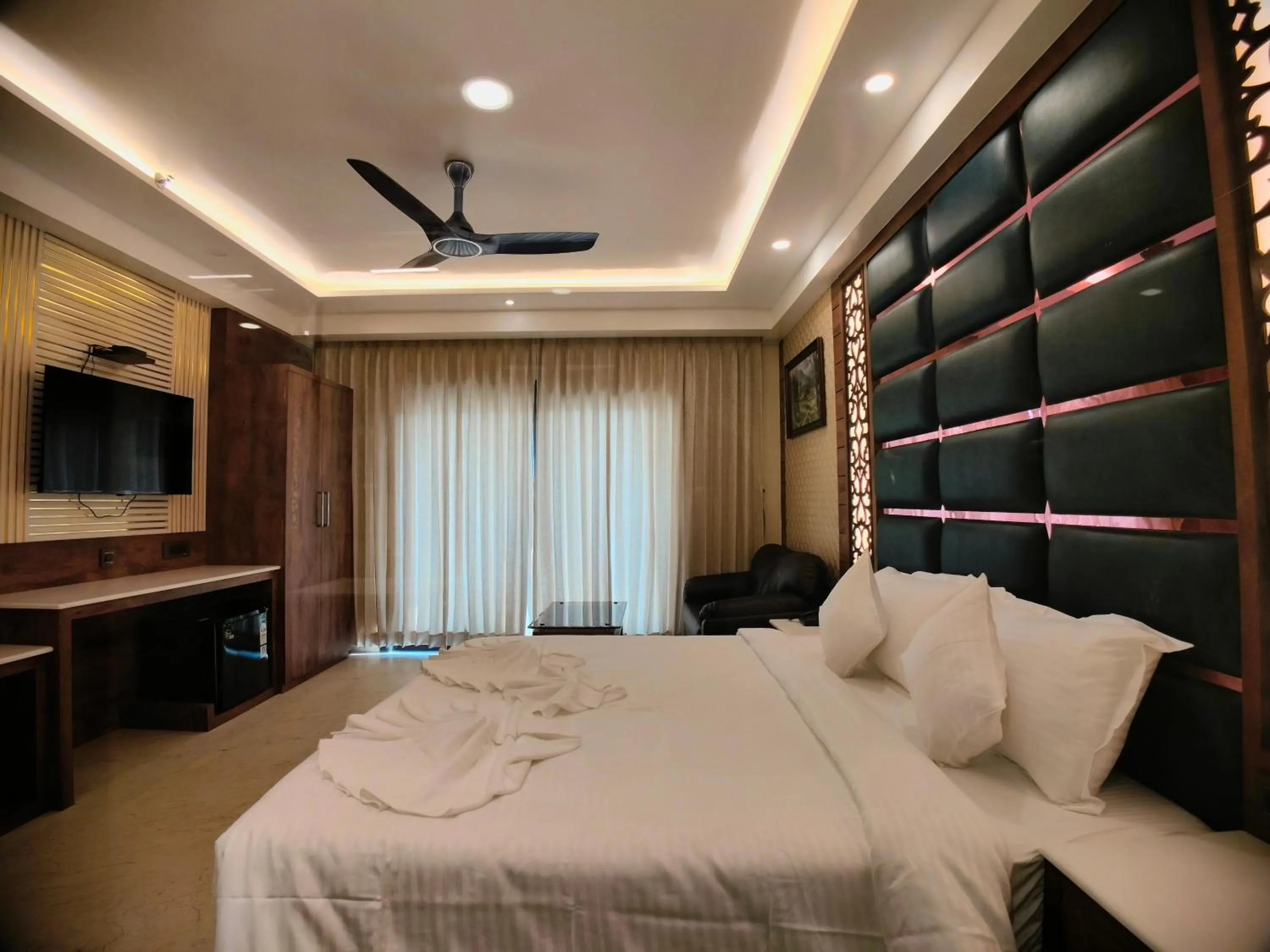 Bed in AGM GRAND HOTEL & Spa
