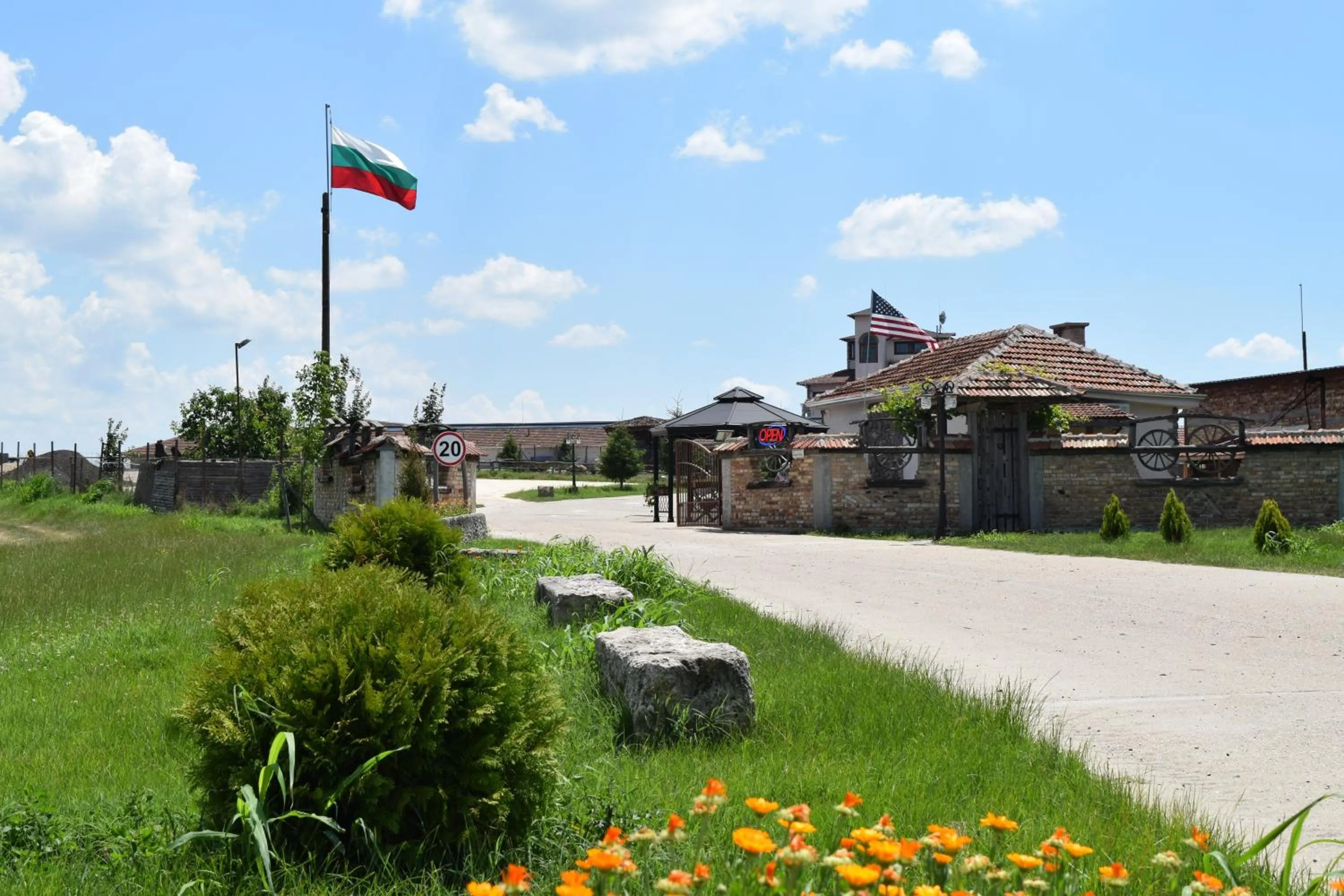 Seven Generations Winery Hotel